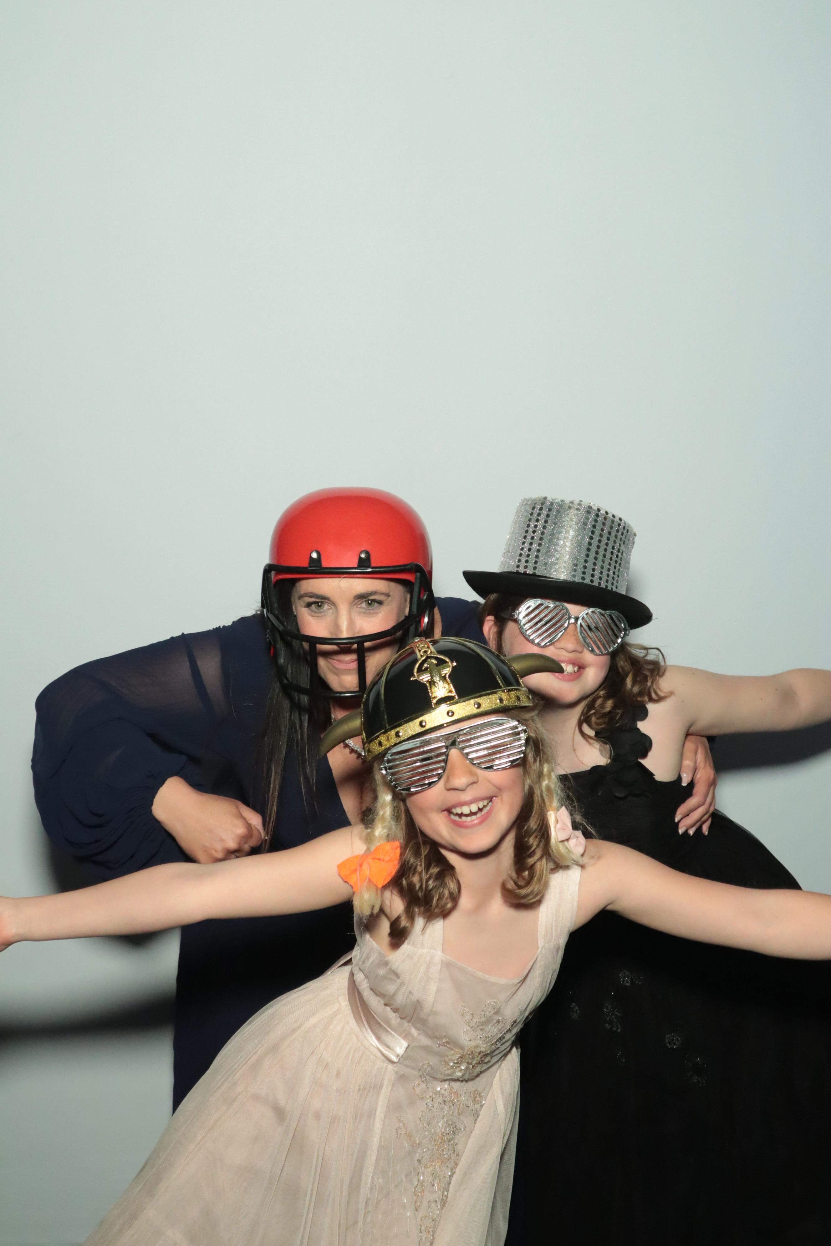 World With Friends Prom 2022 | View more photos from the event at gallery.myphotoboothexperience.co.uk/u/MyPhotoBoothExperienceLtd/World-With-Friends-Prom-2022