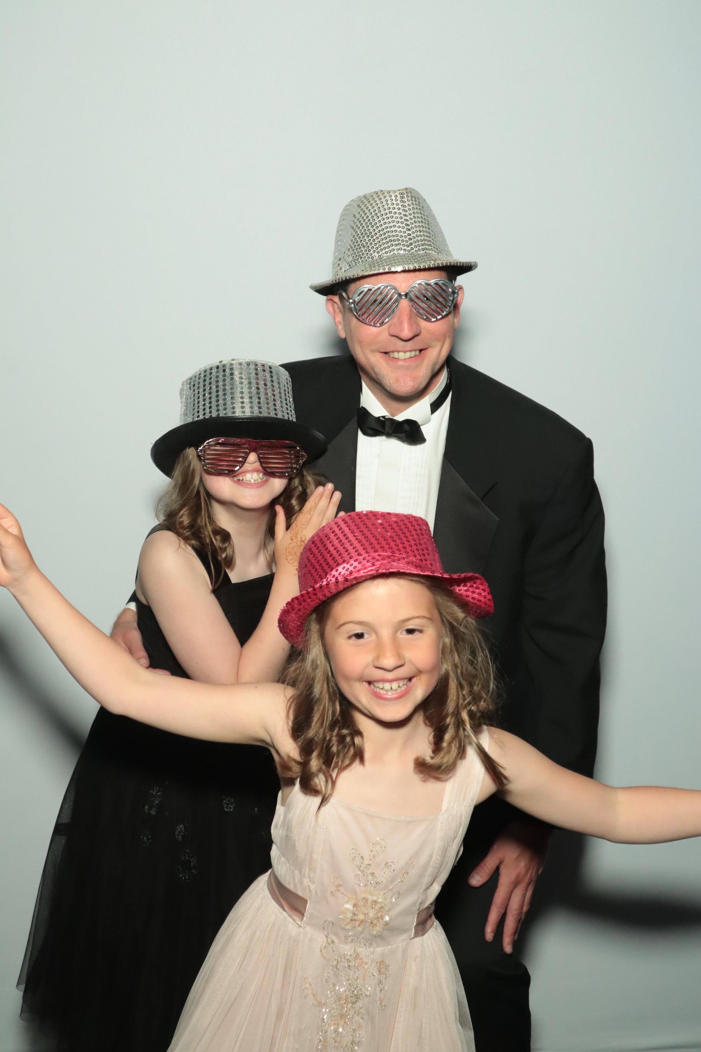 World With Friends Prom 2022 | View more photos from the event at gallery.myphotoboothexperience.co.uk/u/MyPhotoBoothExperienceLtd/World-With-Friends-Prom-2022