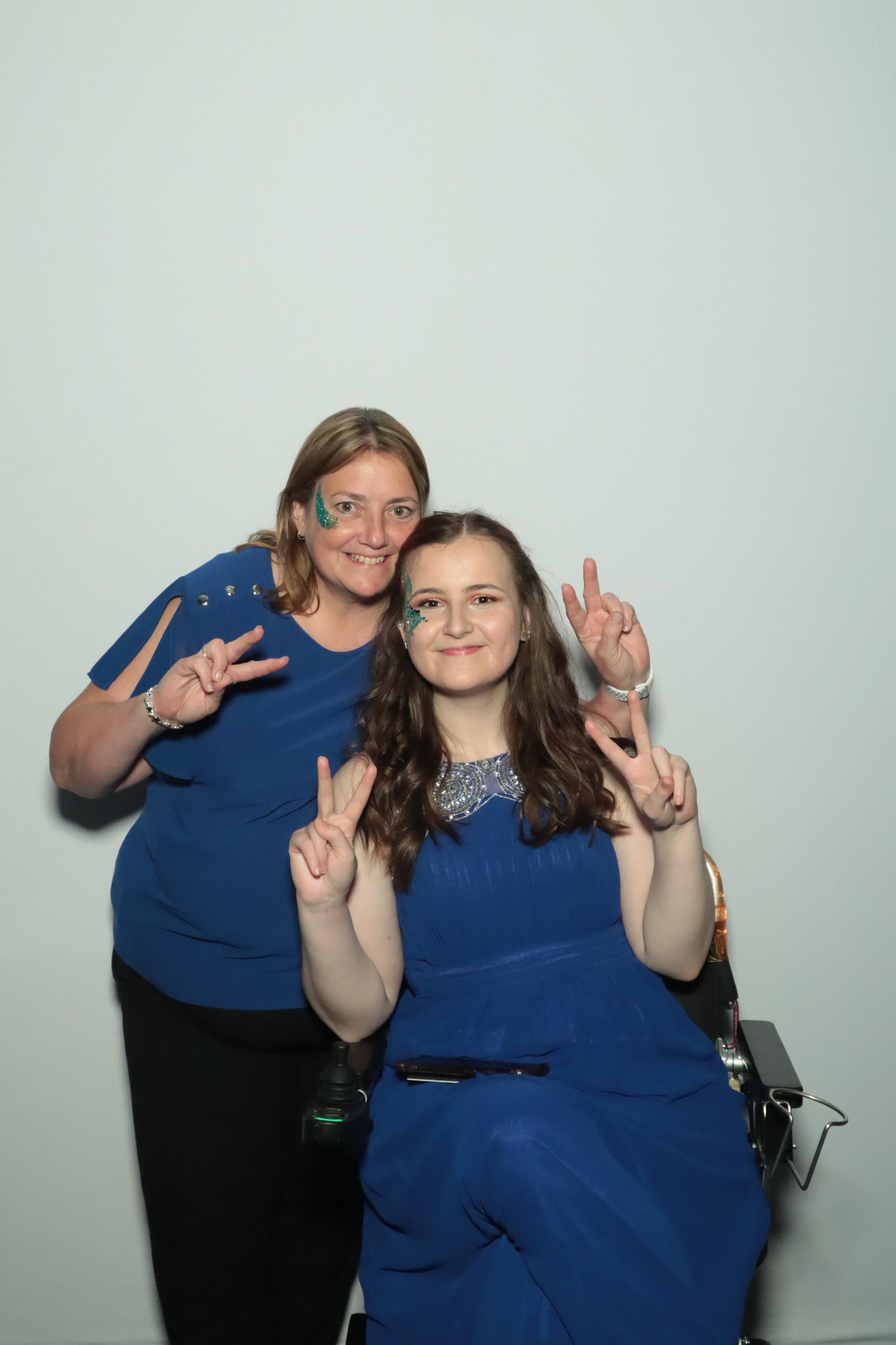 World With Friends Prom 2022 | View more photos from the event at gallery.myphotoboothexperience.co.uk/u/MyPhotoBoothExperienceLtd/World-With-Friends-Prom-2022