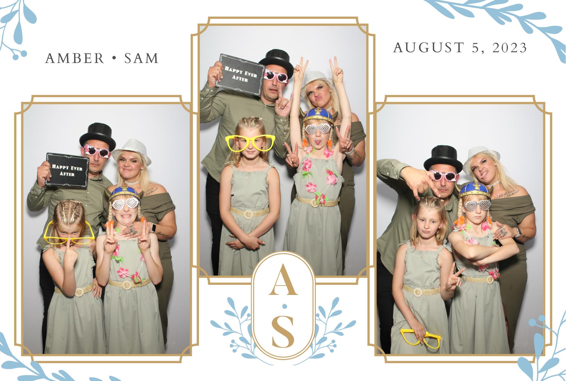 Amber & Sam's Wedding  | View more photos from the event at gallery.myphotoboothexperience.co.uk/u/MyPhotoBoothExperienceLtd/Amber-Sams-Wedding