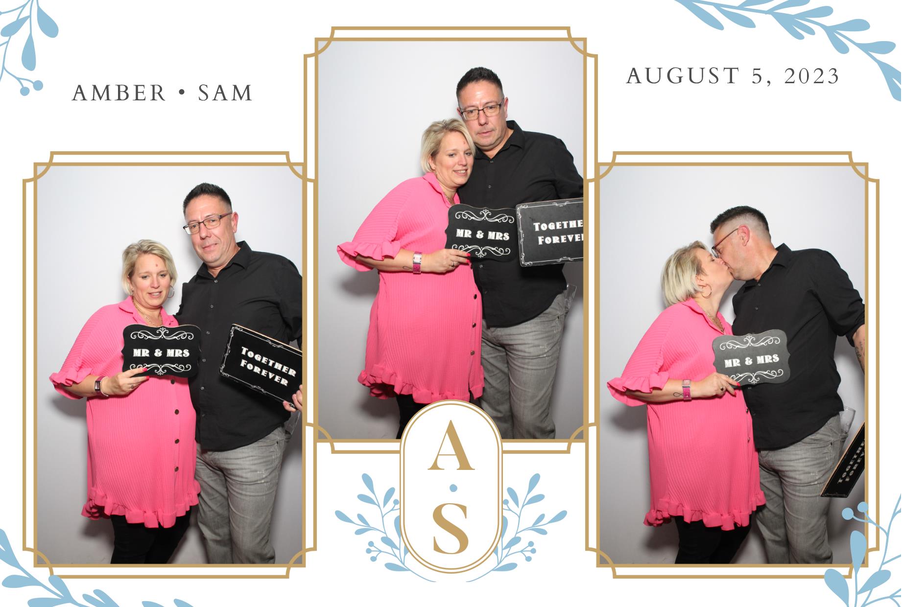 Amber & Sam's Wedding  | View more photos from the event at gallery.myphotoboothexperience.co.uk/u/MyPhotoBoothExperienceLtd/Amber-Sams-Wedding