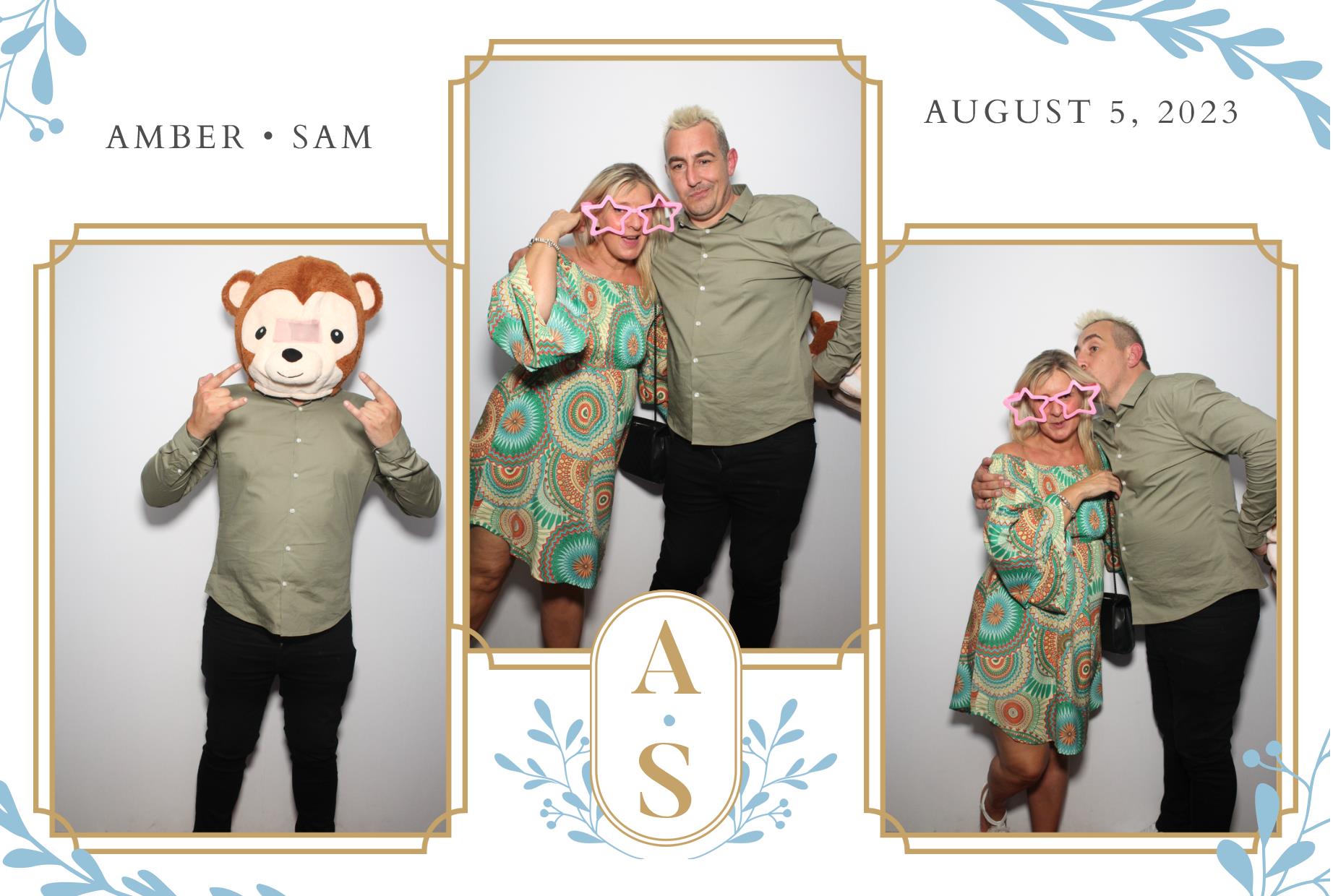 Amber & Sam's Wedding  | View more photos from the event at gallery.myphotoboothexperience.co.uk/u/MyPhotoBoothExperienceLtd/Amber-Sams-Wedding
