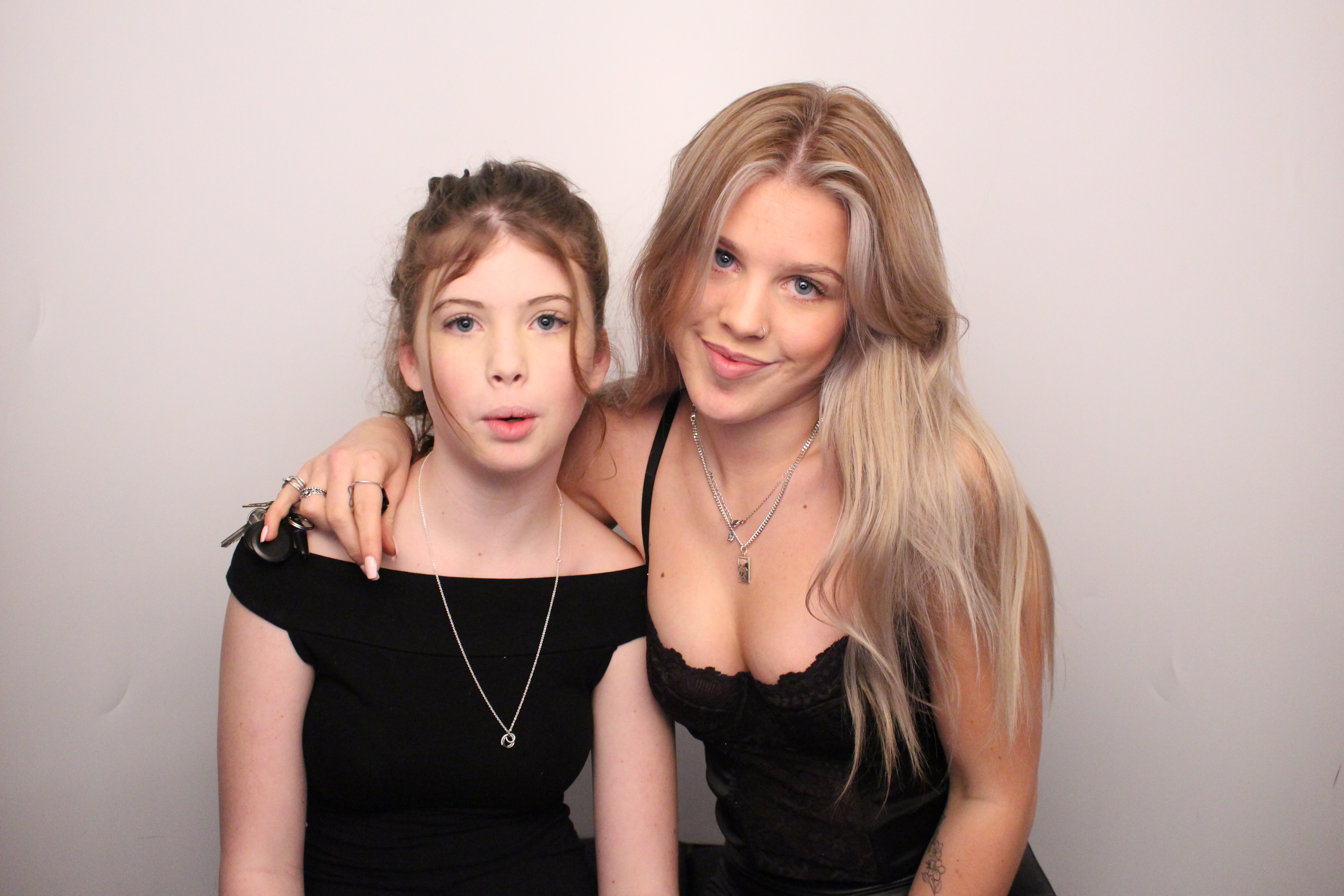 Anita's Birthday | View more photos from the event at gallery.myphotoboothexperience.co.uk/u/MyPhotoBoothExperienceLtd/Anitas-Birthday