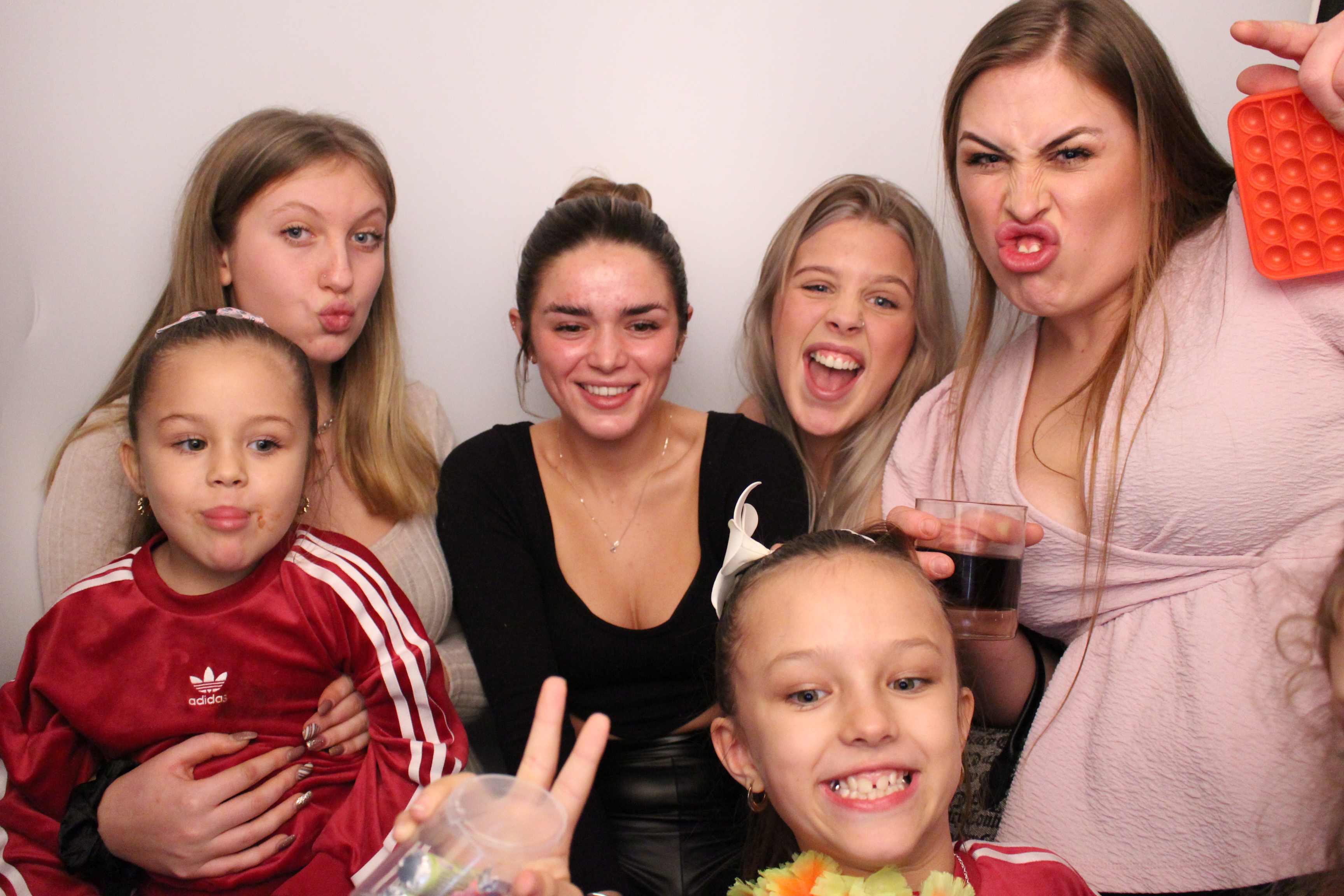 Anita's Birthday | View more photos from the event at gallery.myphotoboothexperience.co.uk/u/MyPhotoBoothExperienceLtd/Anitas-Birthday
