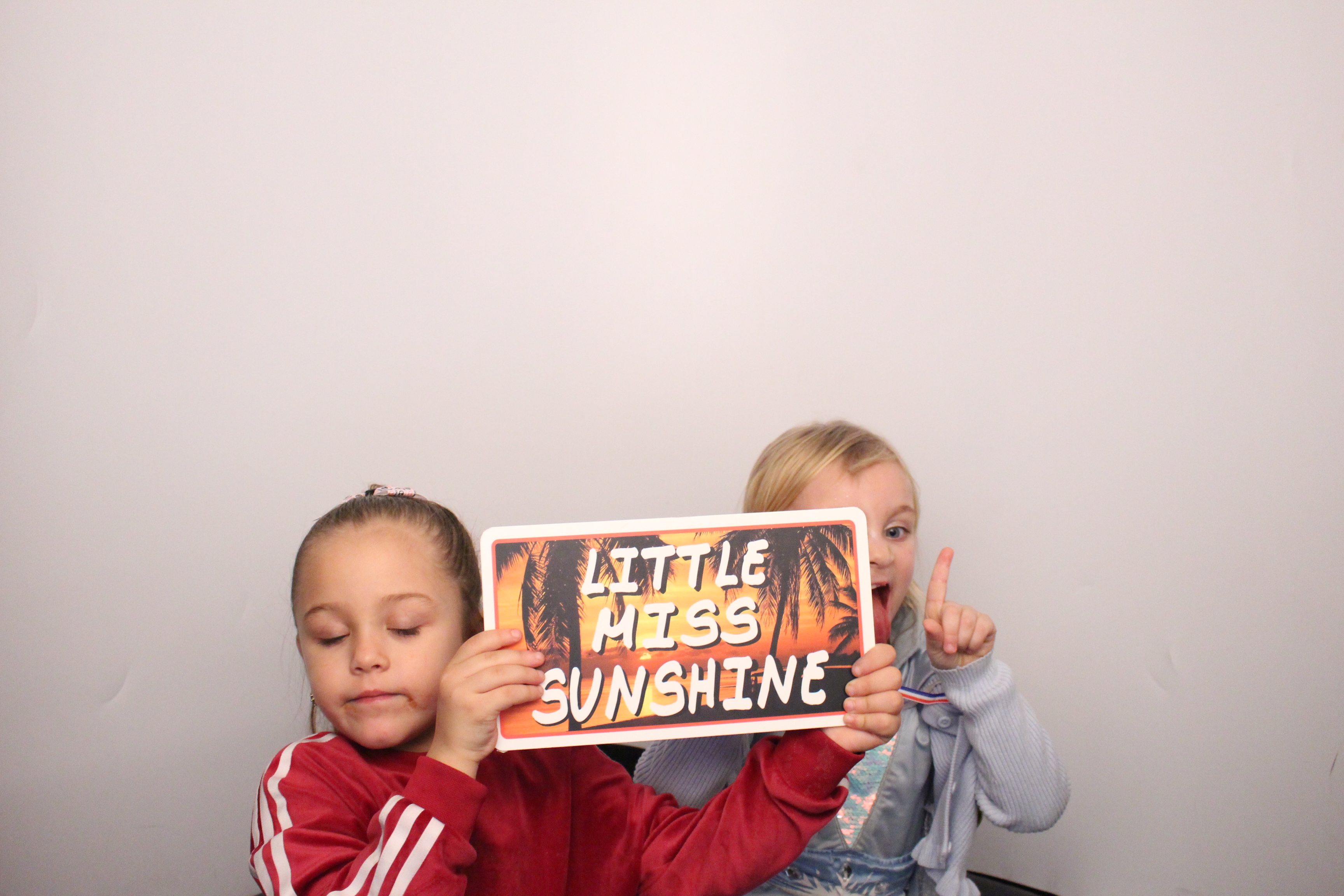 Anita's Birthday | View more photos from the event at gallery.myphotoboothexperience.co.uk/u/MyPhotoBoothExperienceLtd/Anitas-Birthday
