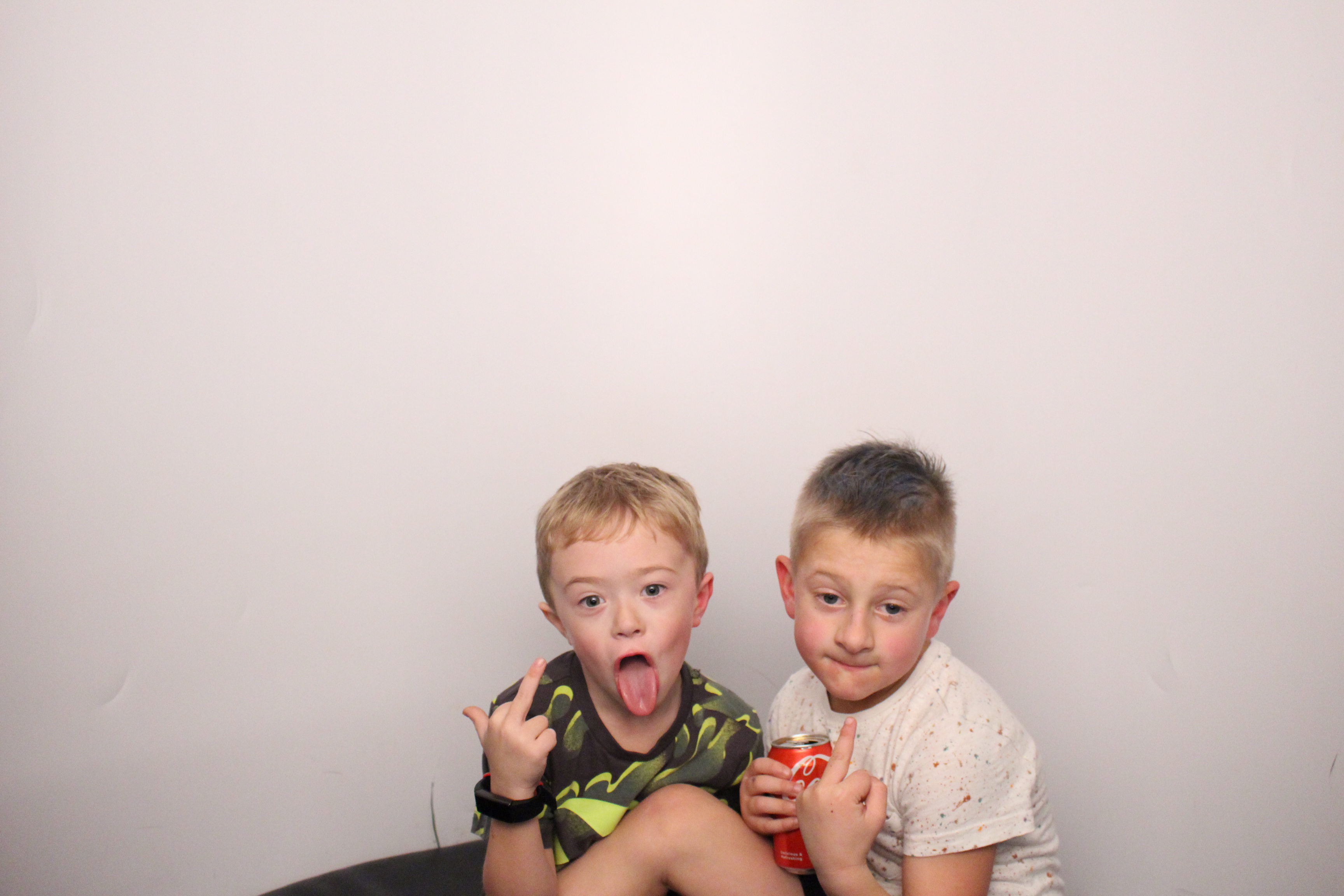 Anita's Birthday | View more photos from the event at gallery.myphotoboothexperience.co.uk/u/MyPhotoBoothExperienceLtd/Anitas-Birthday