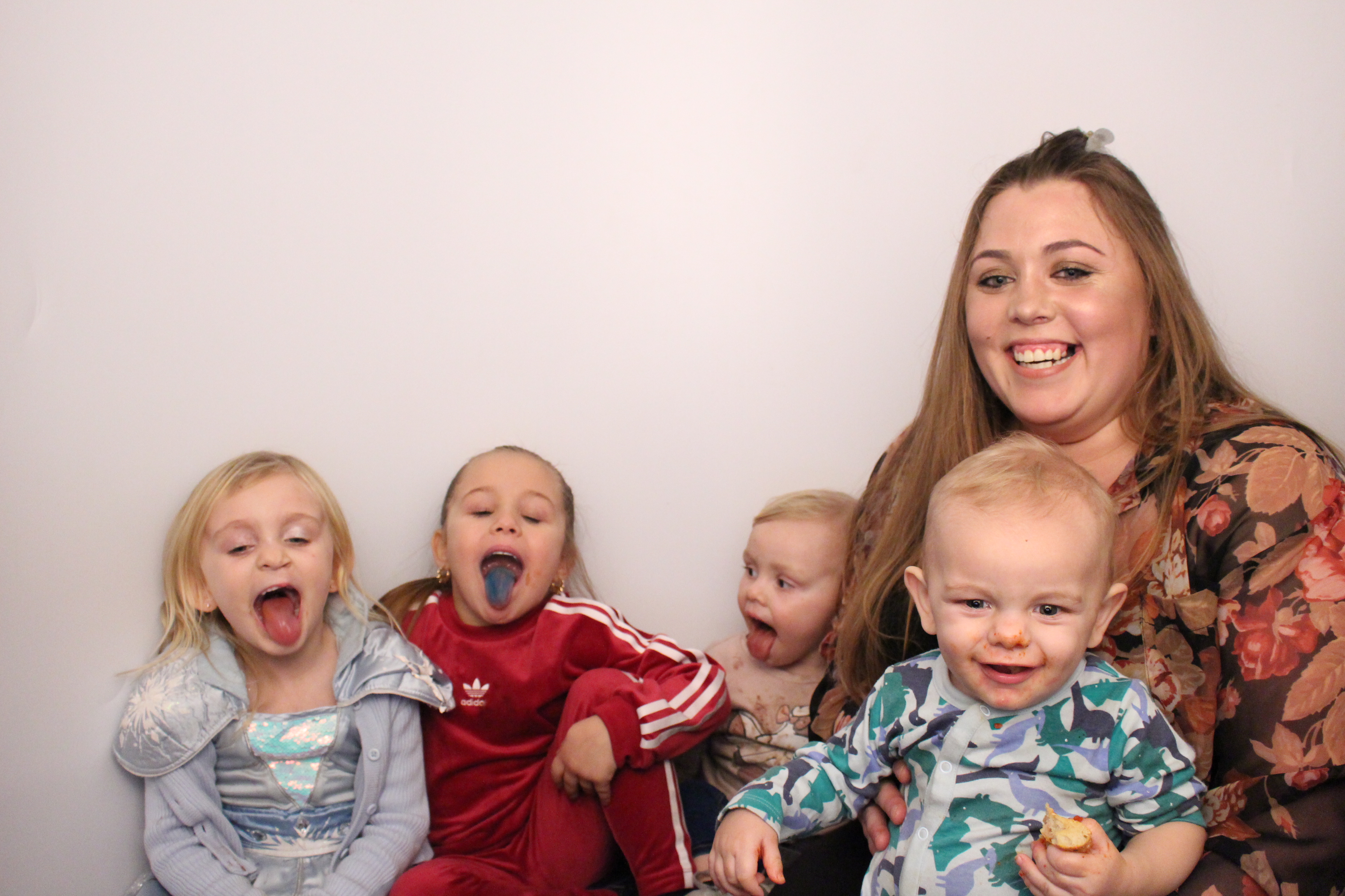 Anita's Birthday | View more photos from the event at gallery.myphotoboothexperience.co.uk/u/MyPhotoBoothExperienceLtd/Anitas-Birthday