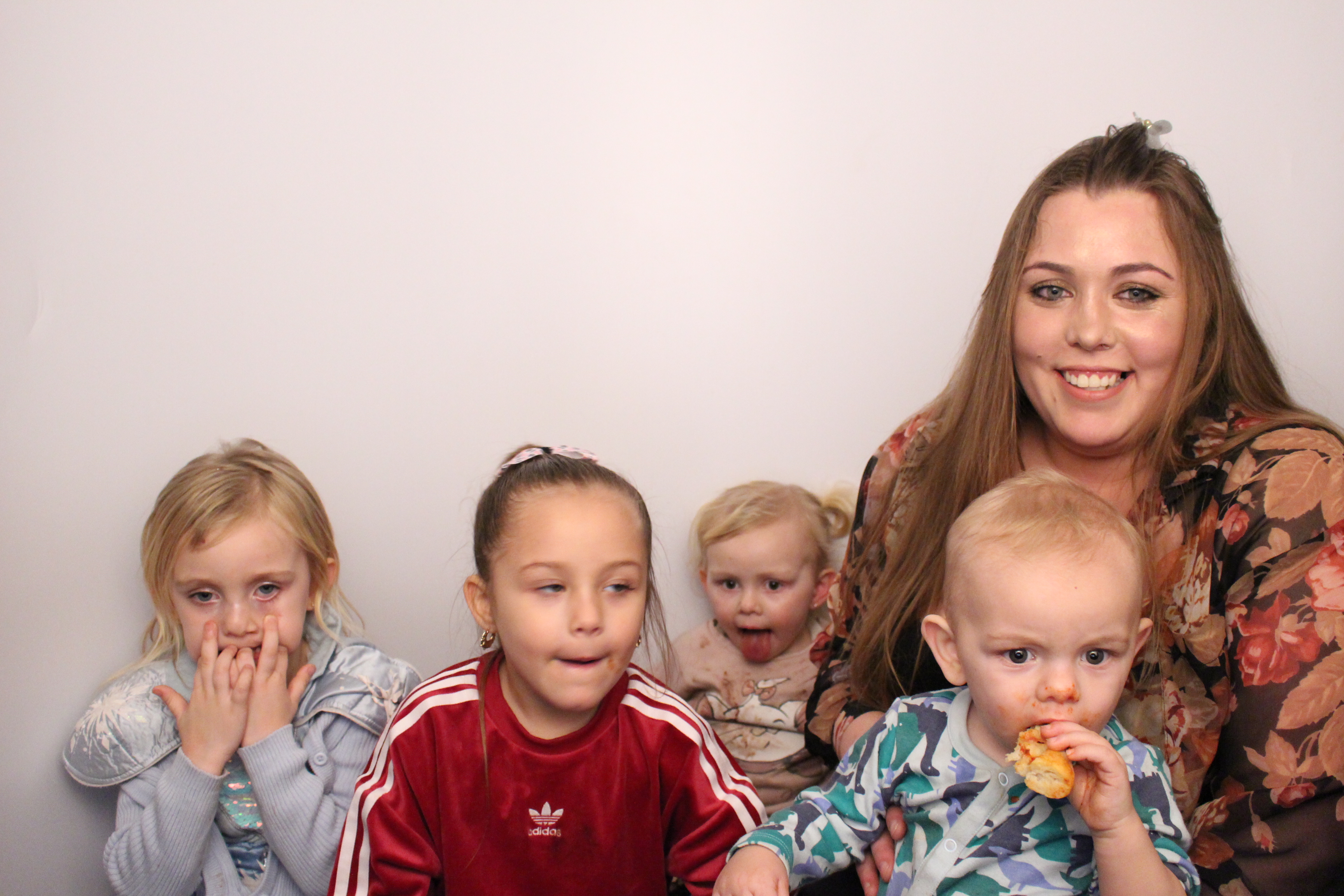 Anita's Birthday | View more photos from the event at gallery.myphotoboothexperience.co.uk/u/MyPhotoBoothExperienceLtd/Anitas-Birthday