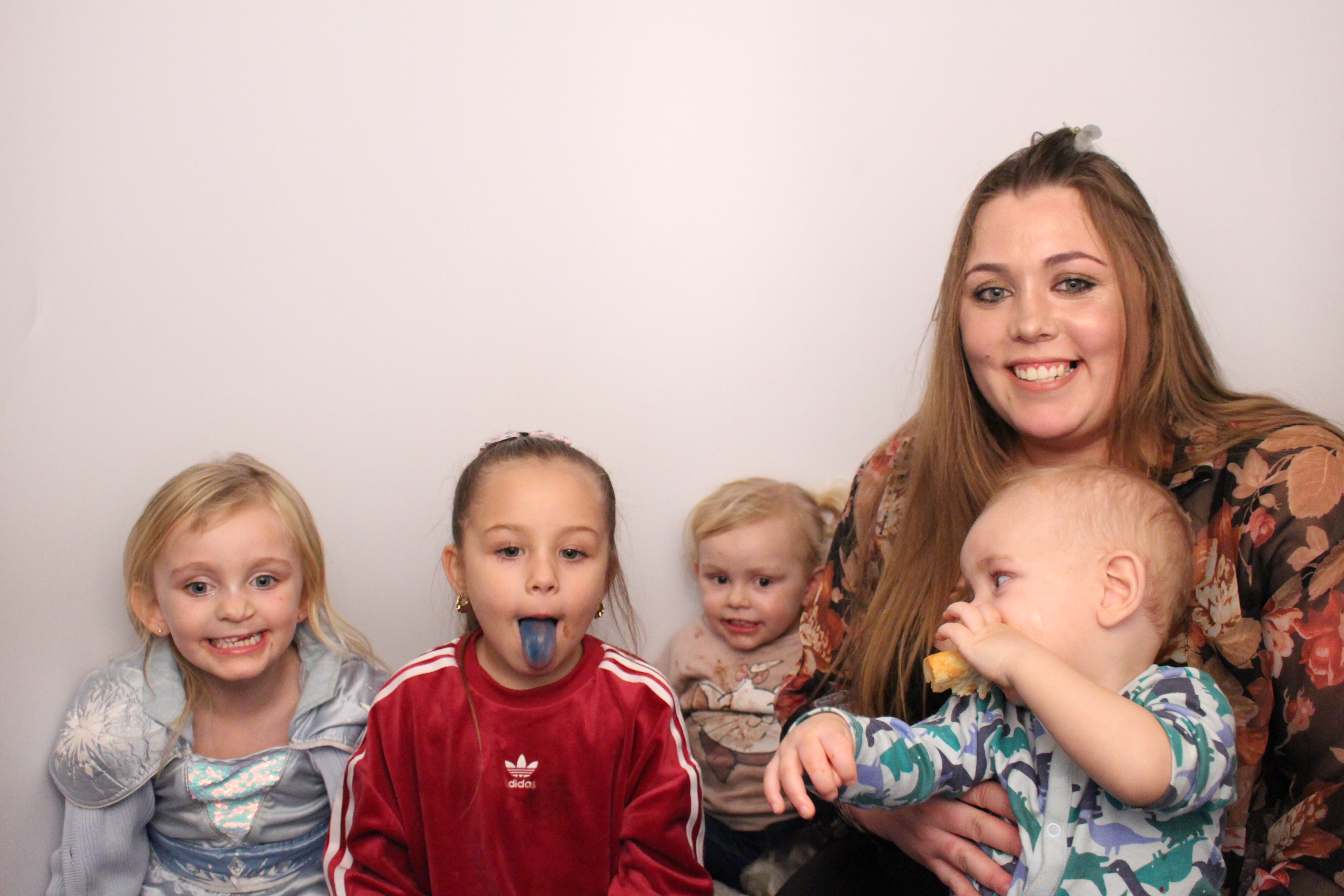 Anita's Birthday | View more photos from the event at gallery.myphotoboothexperience.co.uk/u/MyPhotoBoothExperienceLtd/Anitas-Birthday