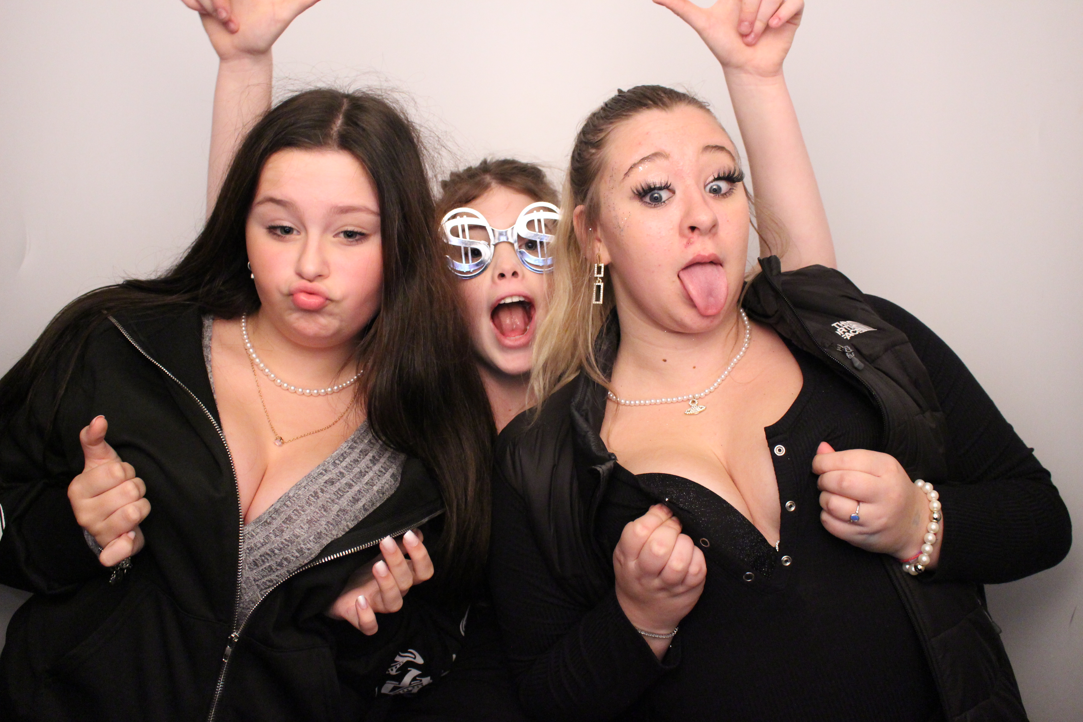 Anita's Birthday | View more photos from the event at gallery.myphotoboothexperience.co.uk/u/MyPhotoBoothExperienceLtd/Anitas-Birthday