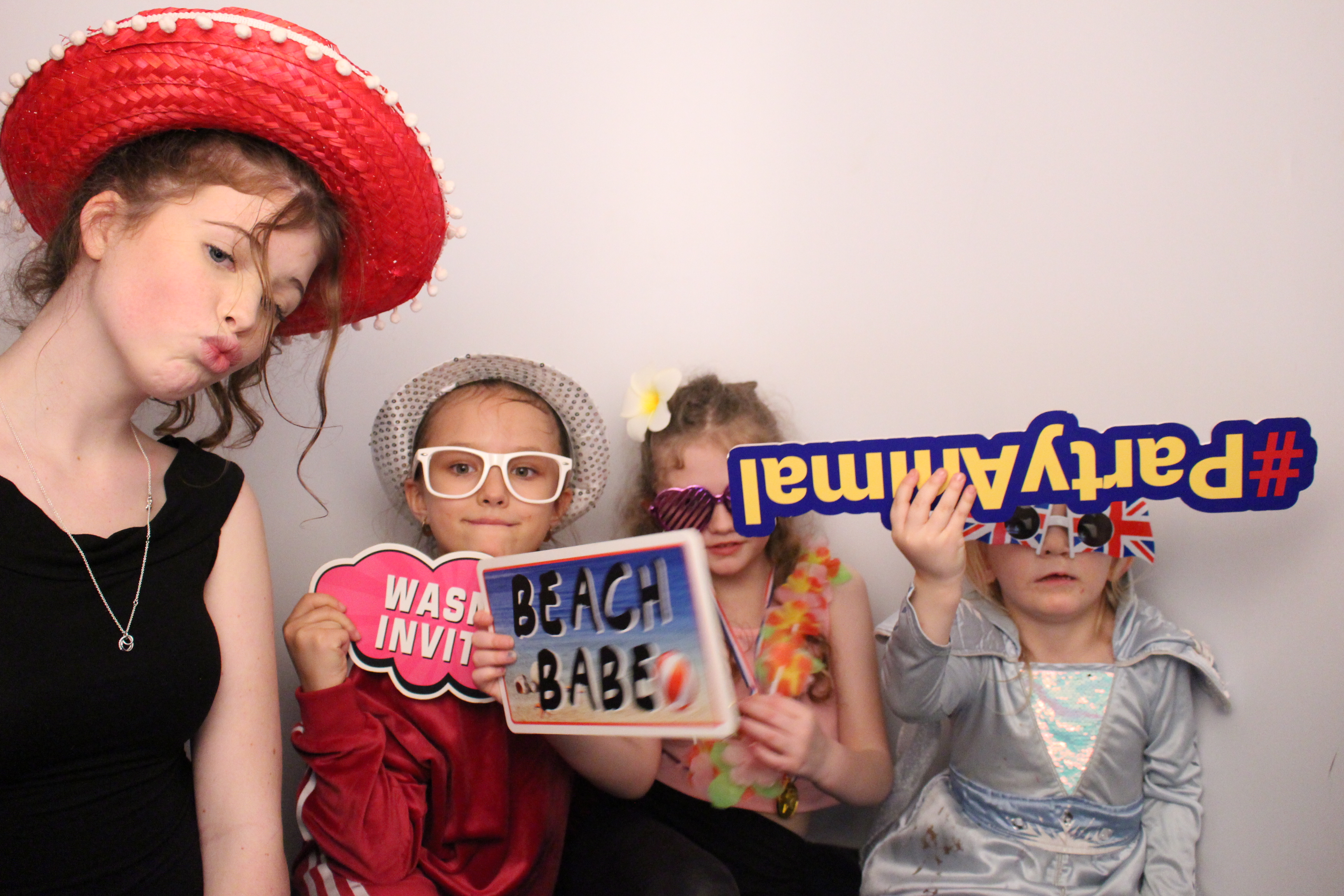 Anita's Birthday | View more photos from the event at gallery.myphotoboothexperience.co.uk/u/MyPhotoBoothExperienceLtd/Anitas-Birthday