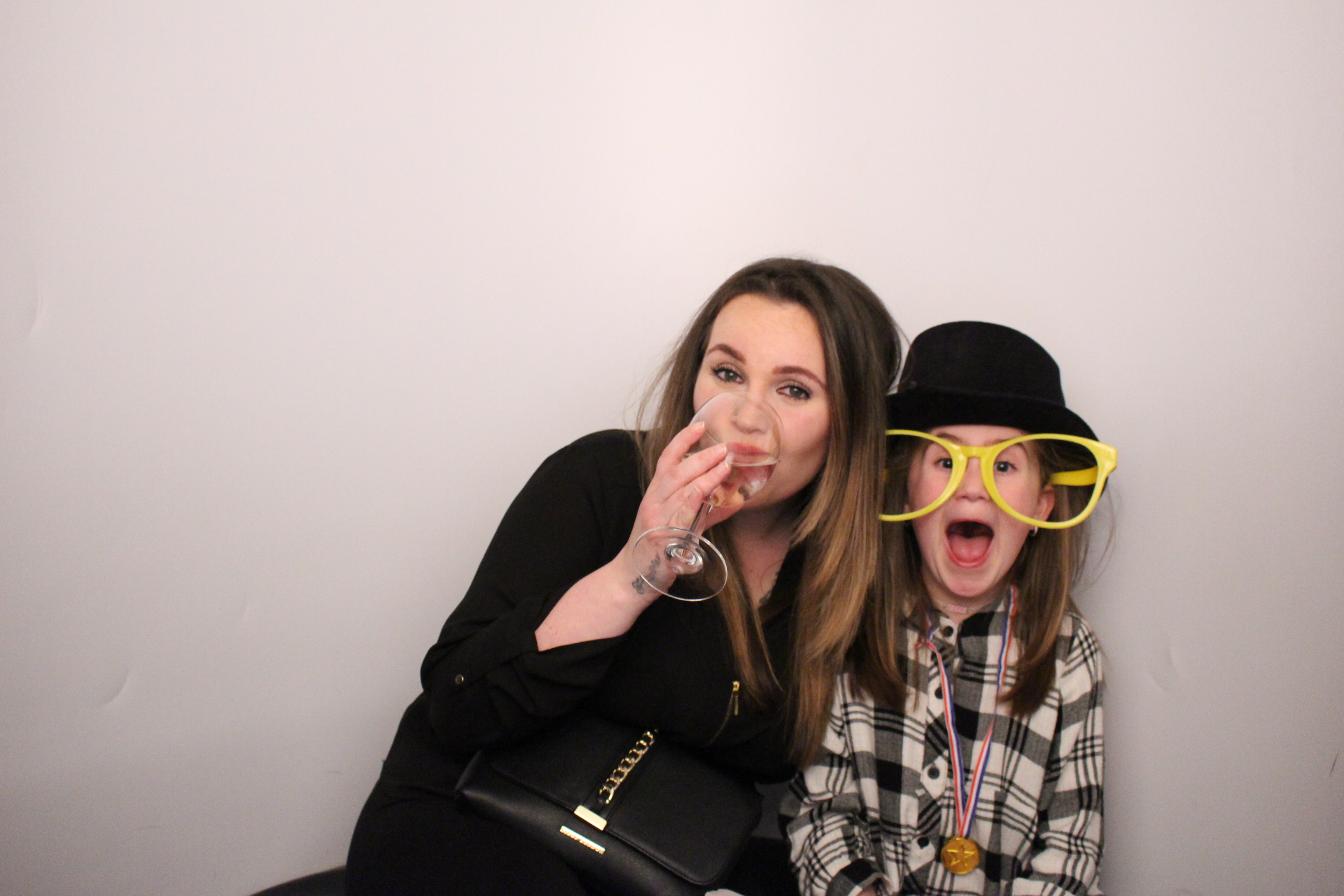 Anita's Birthday | View more photos from the event at gallery.myphotoboothexperience.co.uk/u/MyPhotoBoothExperienceLtd/Anitas-Birthday