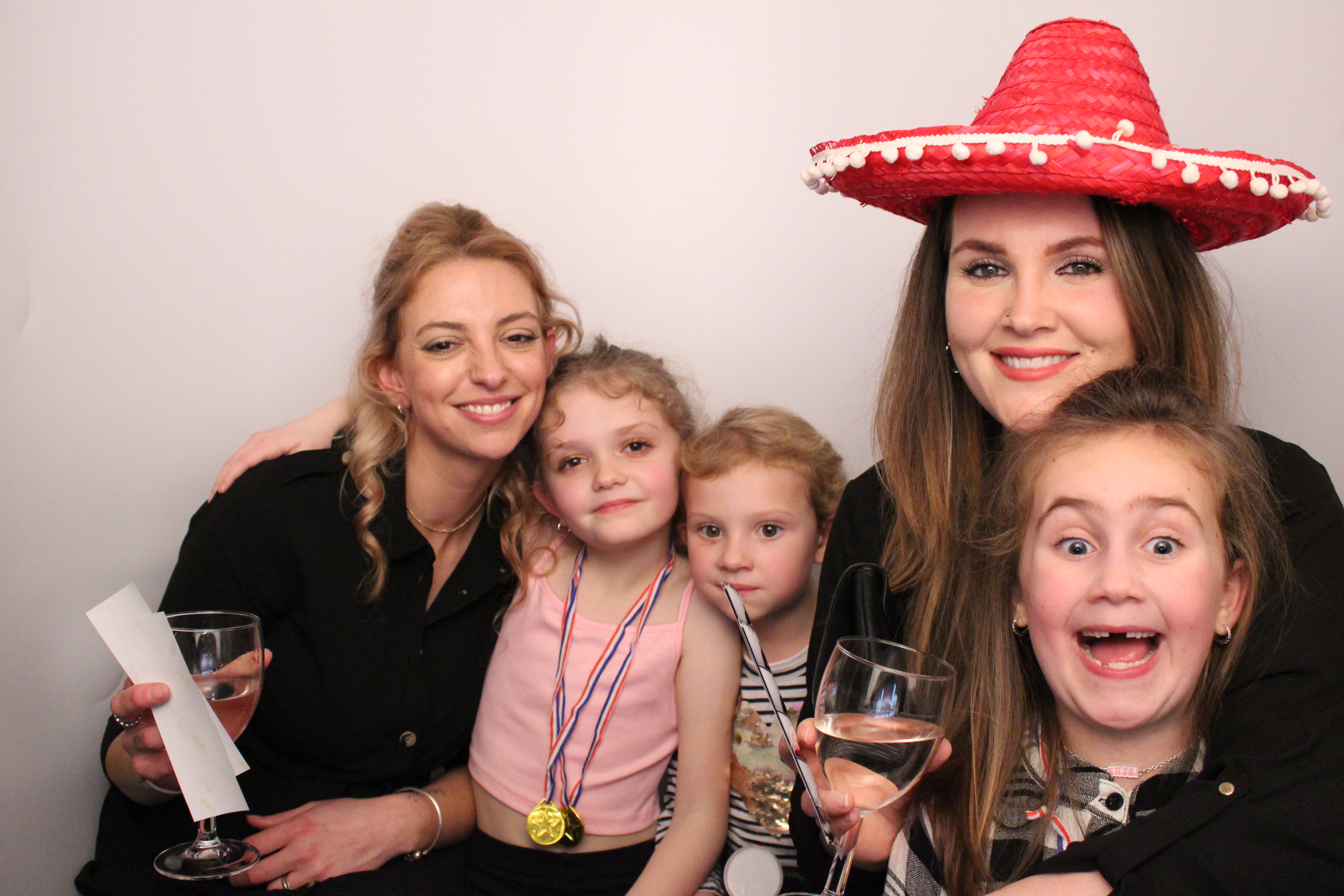 Anita's Birthday | View more photos from the event at gallery.myphotoboothexperience.co.uk/u/MyPhotoBoothExperienceLtd/Anitas-Birthday