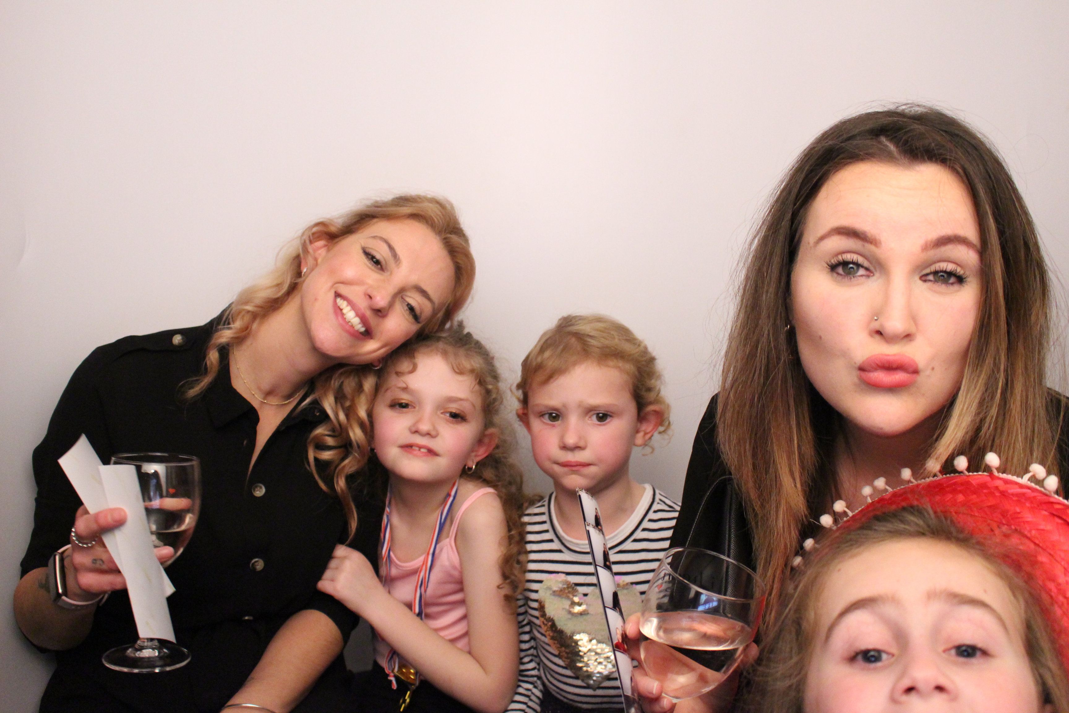 Anita's Birthday | View more photos from the event at gallery.myphotoboothexperience.co.uk/u/MyPhotoBoothExperienceLtd/Anitas-Birthday