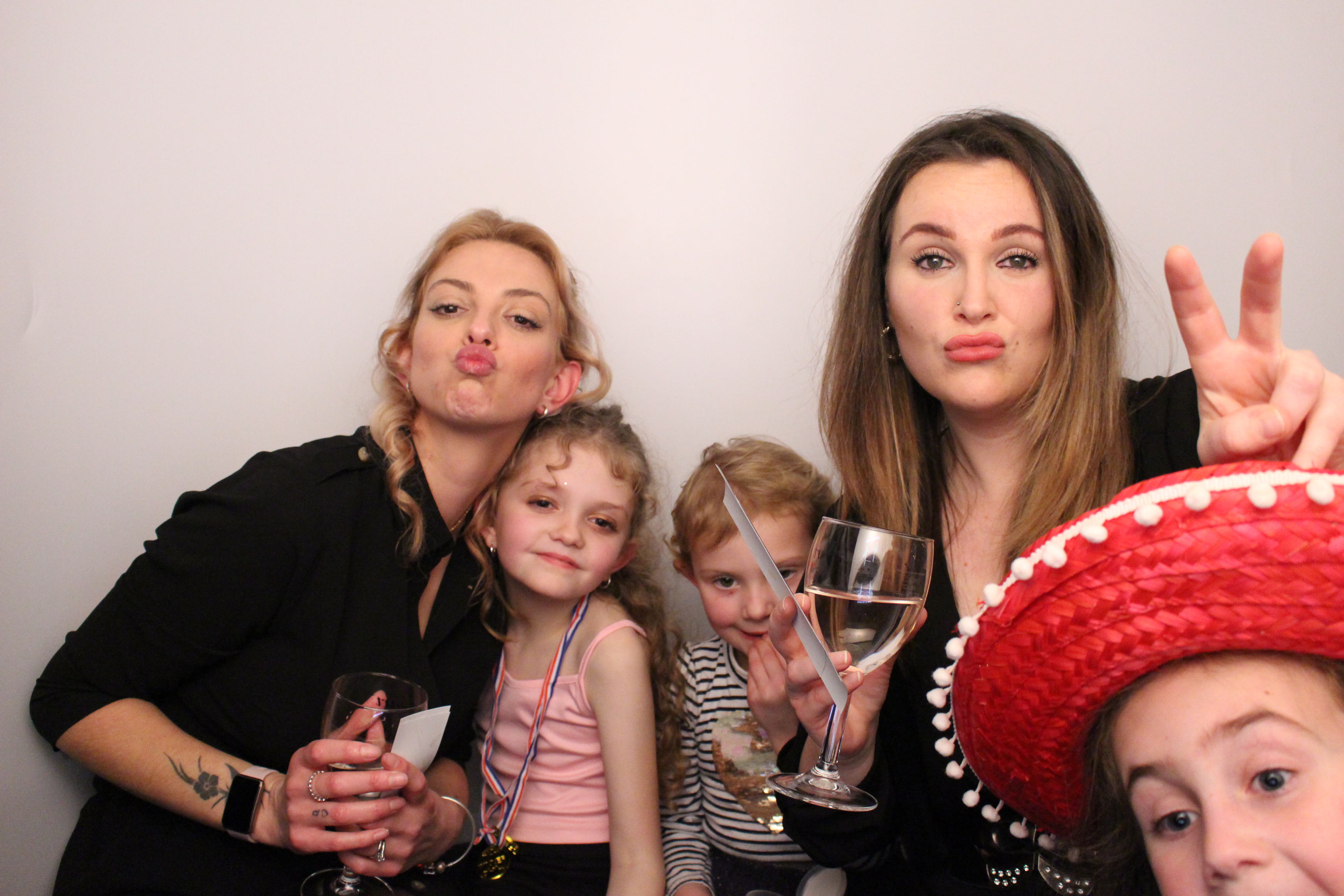 Anita's Birthday | View more photos from the event at gallery.myphotoboothexperience.co.uk/u/MyPhotoBoothExperienceLtd/Anitas-Birthday