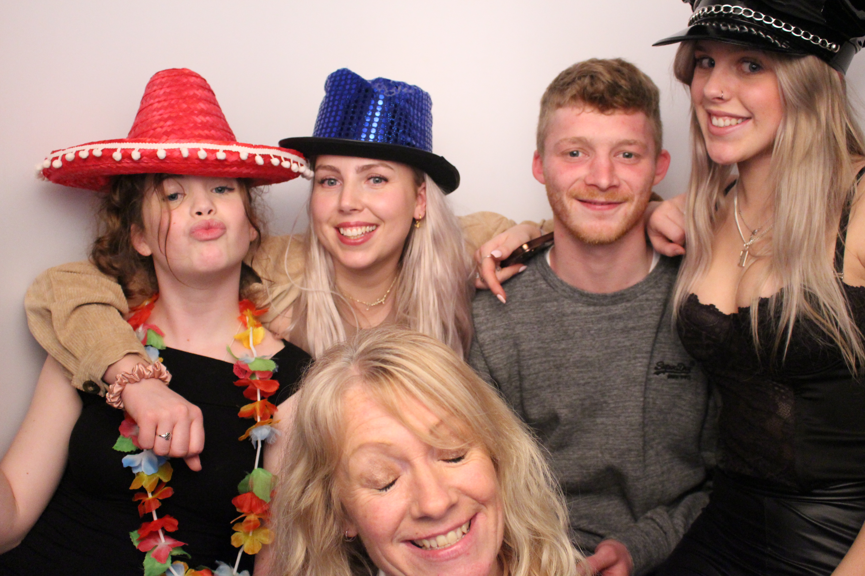 Anita's Birthday | View more photos from the event at gallery.myphotoboothexperience.co.uk/u/MyPhotoBoothExperienceLtd/Anitas-Birthday