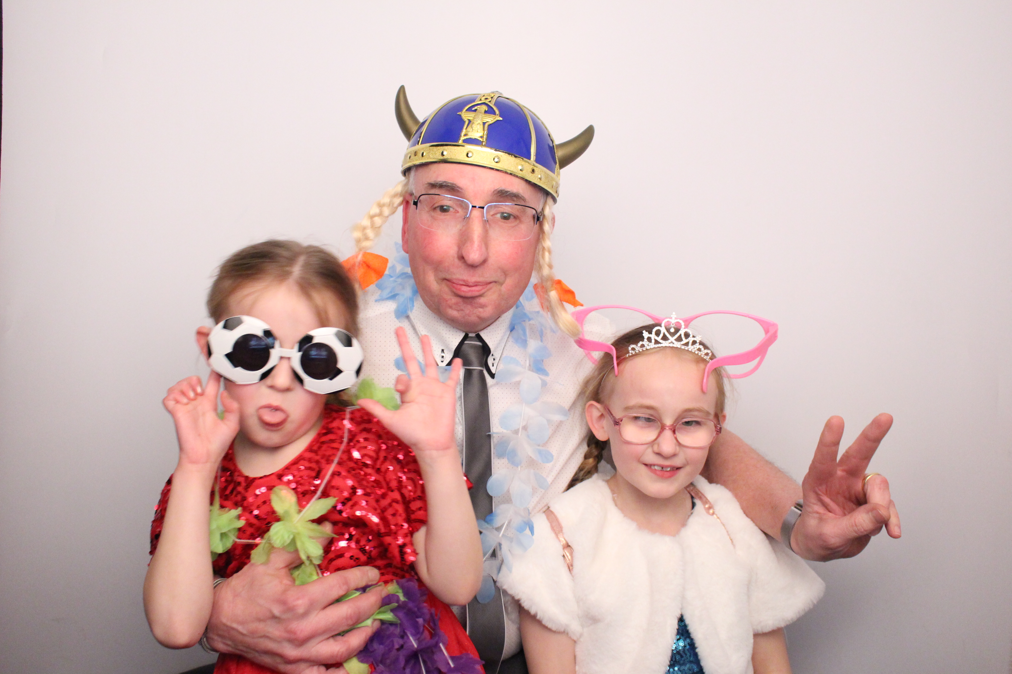 Sophie & Stephen's Wedding | View more photos from the event at gallery.myphotoboothexperience.co.uk/u/MyPhotoBoothExperienceLtd/Sophie-Stephens-Wedding