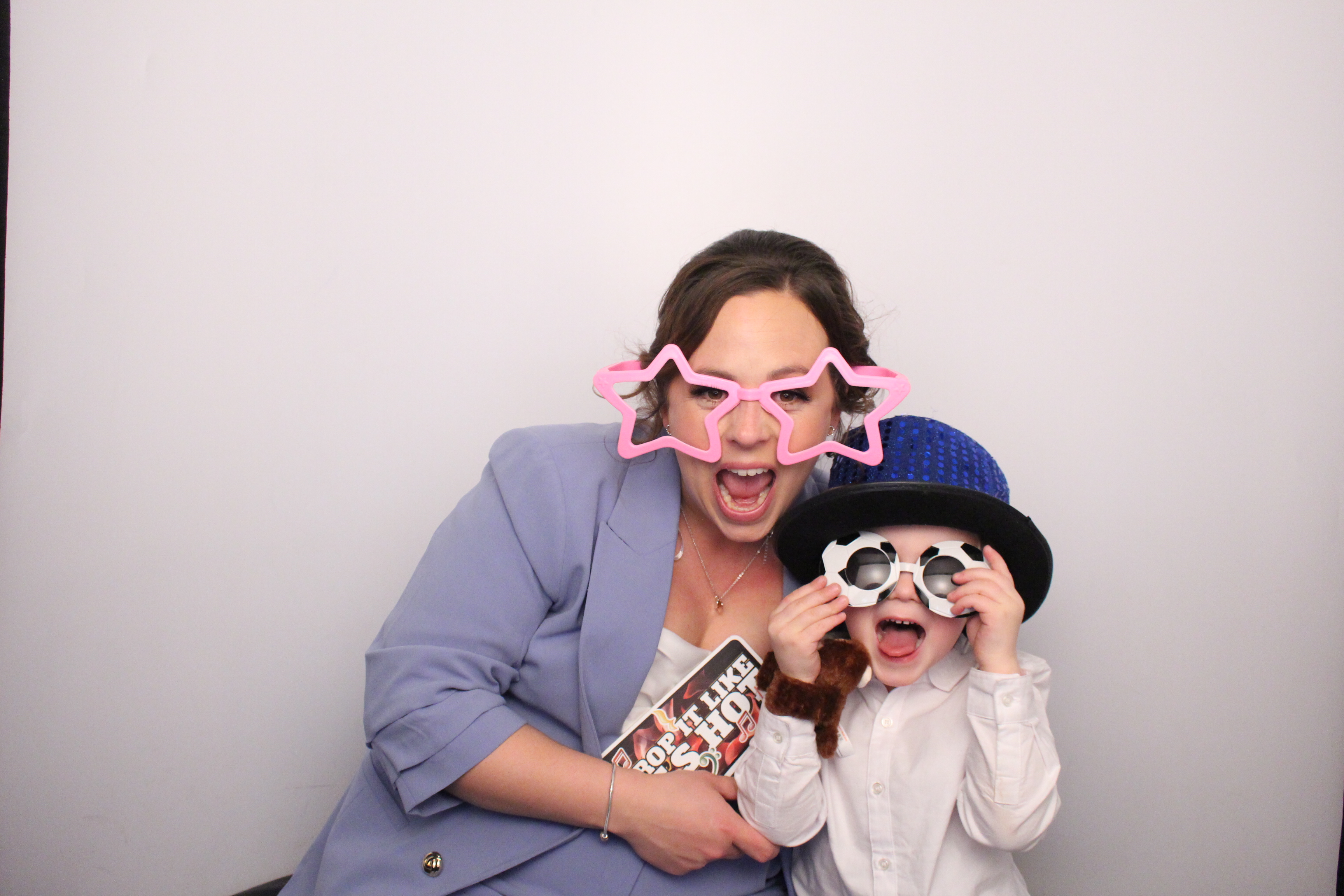 Sophie & Stephen's Wedding | View more photos from the event at gallery.myphotoboothexperience.co.uk/u/MyPhotoBoothExperienceLtd/Sophie-Stephens-Wedding