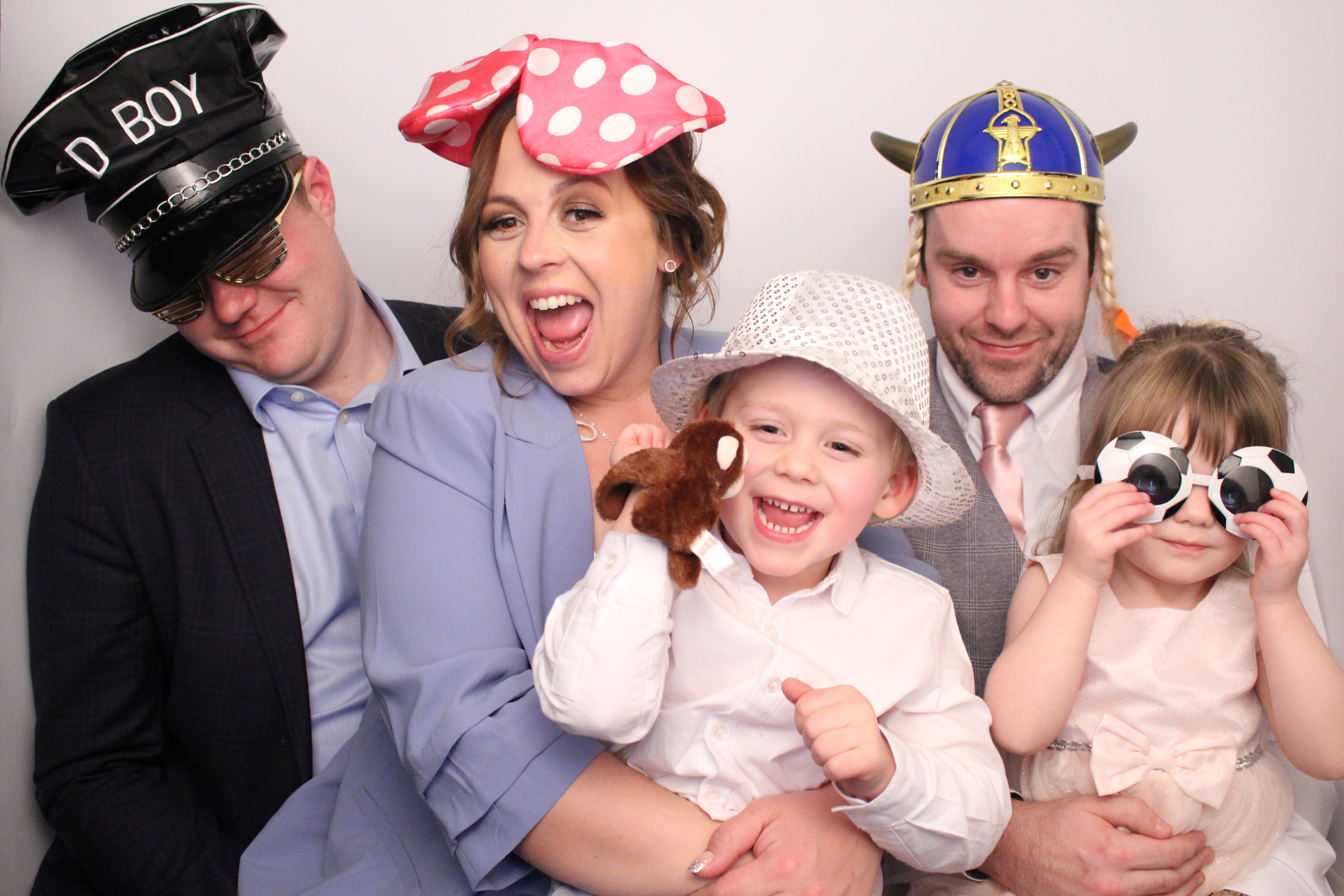 Sophie & Stephen's Wedding | View more photos from the event at gallery.myphotoboothexperience.co.uk/u/MyPhotoBoothExperienceLtd/Sophie-Stephens-Wedding