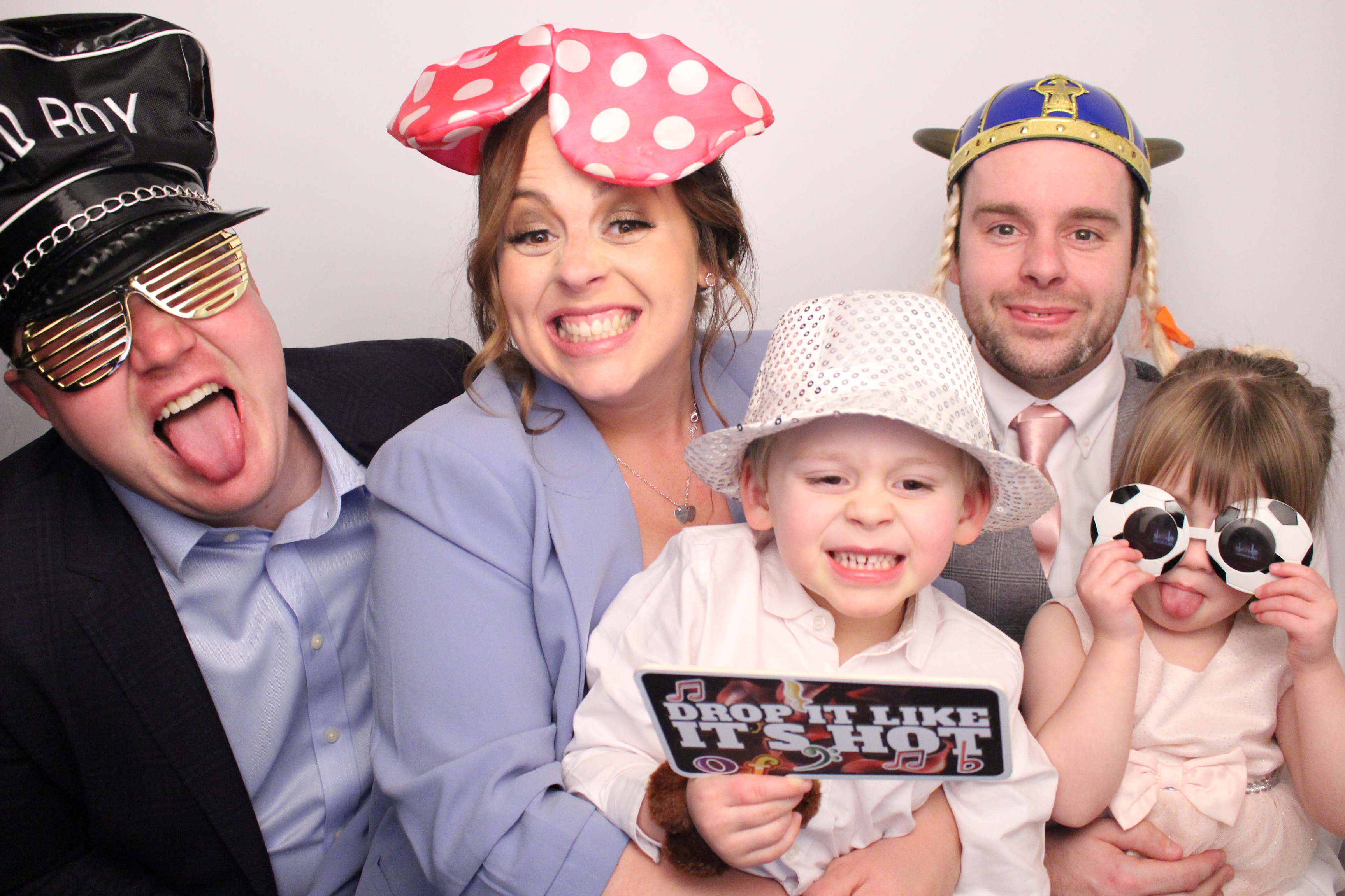 Sophie & Stephen's Wedding | View more photos from the event at gallery.myphotoboothexperience.co.uk/u/MyPhotoBoothExperienceLtd/Sophie-Stephens-Wedding