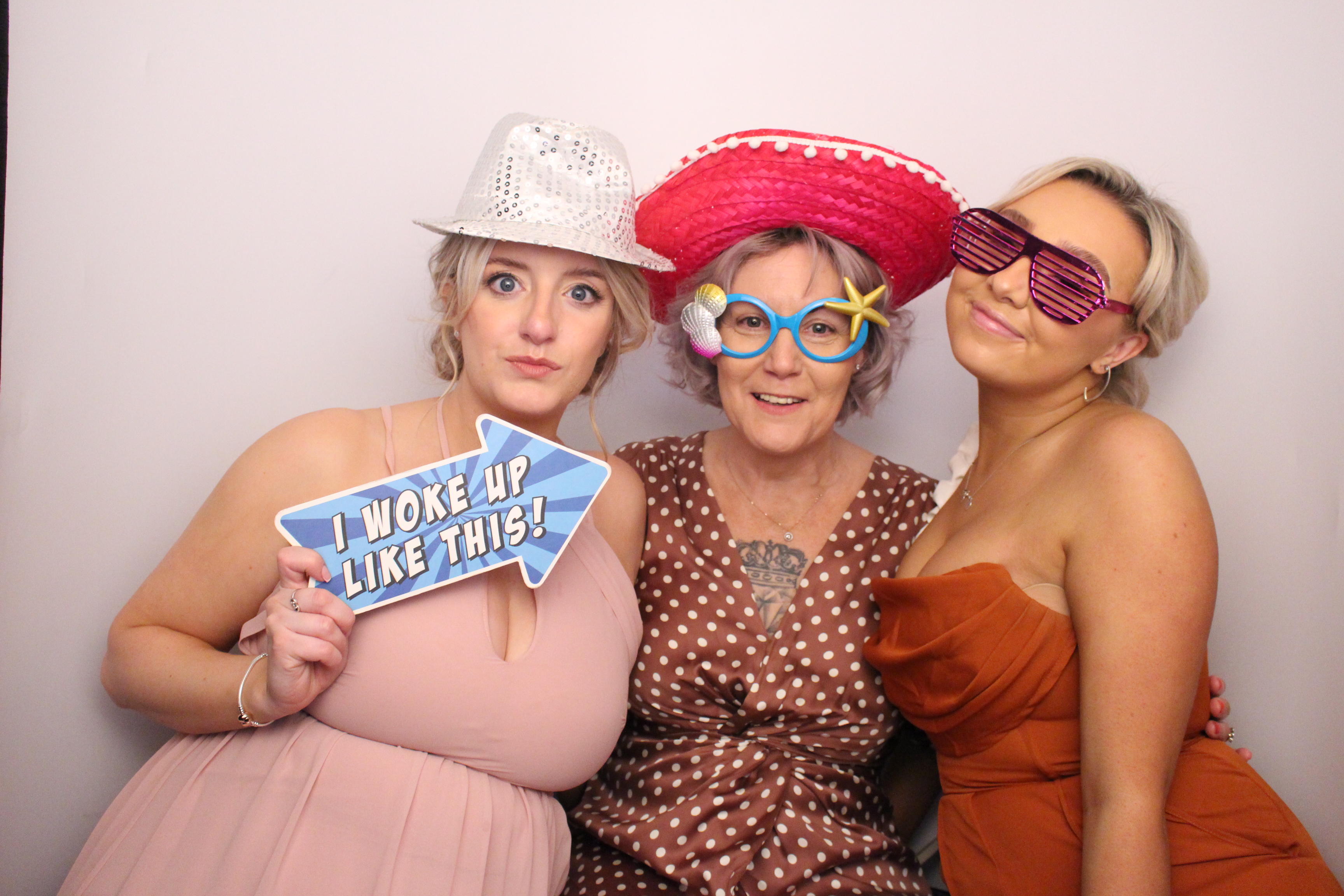 Sophie & Stephen's Wedding | View more photos from the event at gallery.myphotoboothexperience.co.uk/u/MyPhotoBoothExperienceLtd/Sophie-Stephens-Wedding