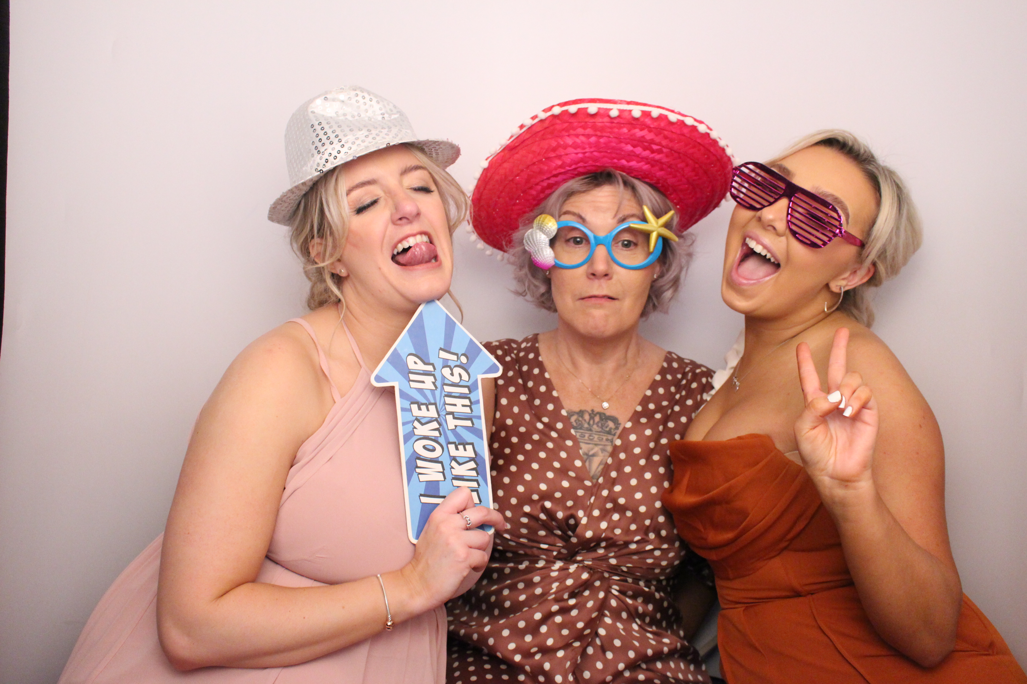 Sophie & Stephen's Wedding | View more photos from the event at gallery.myphotoboothexperience.co.uk/u/MyPhotoBoothExperienceLtd/Sophie-Stephens-Wedding