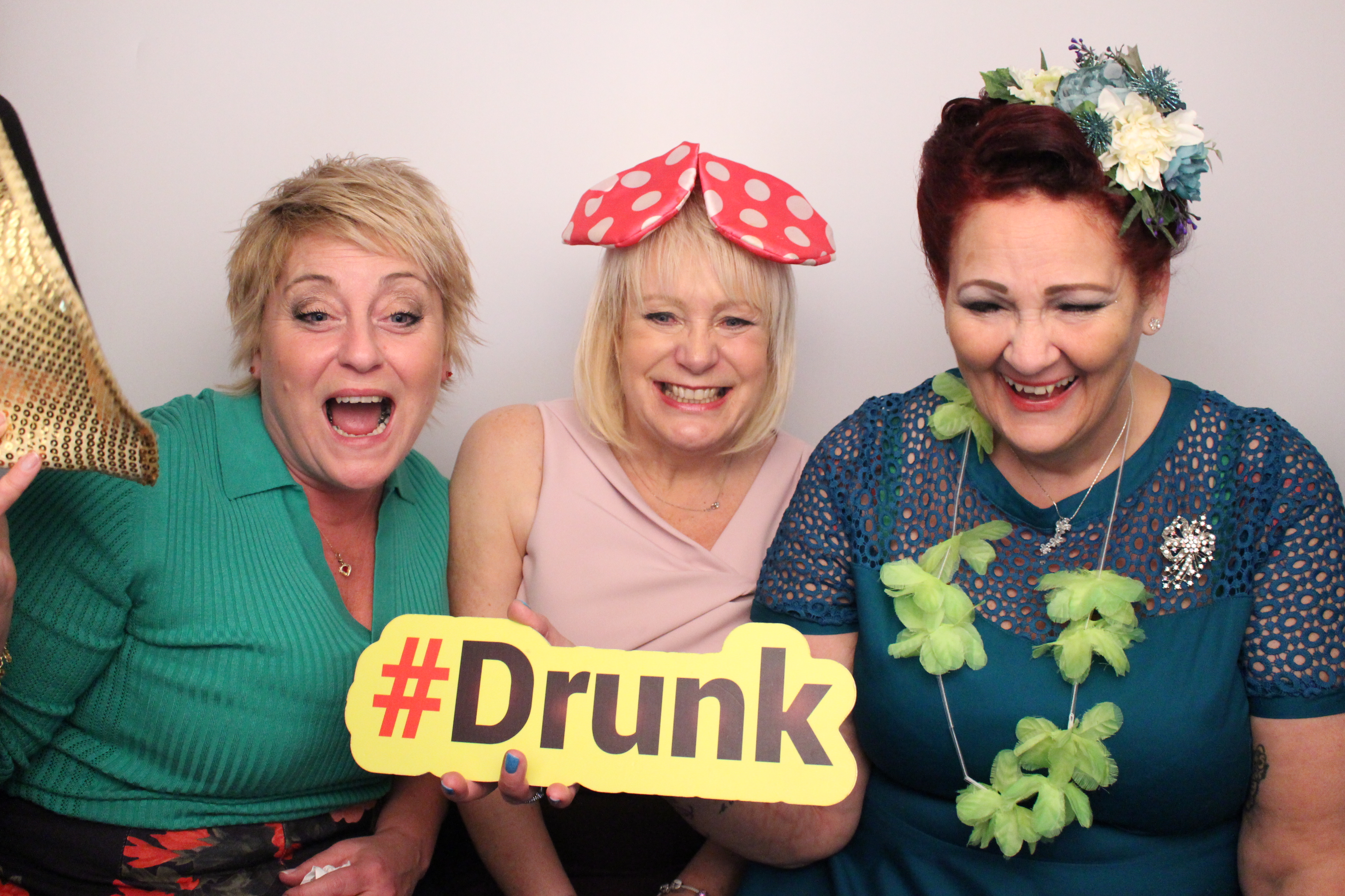 Sophie & Stephen's Wedding | View more photos from the event at gallery.myphotoboothexperience.co.uk/u/MyPhotoBoothExperienceLtd/Sophie-Stephens-Wedding