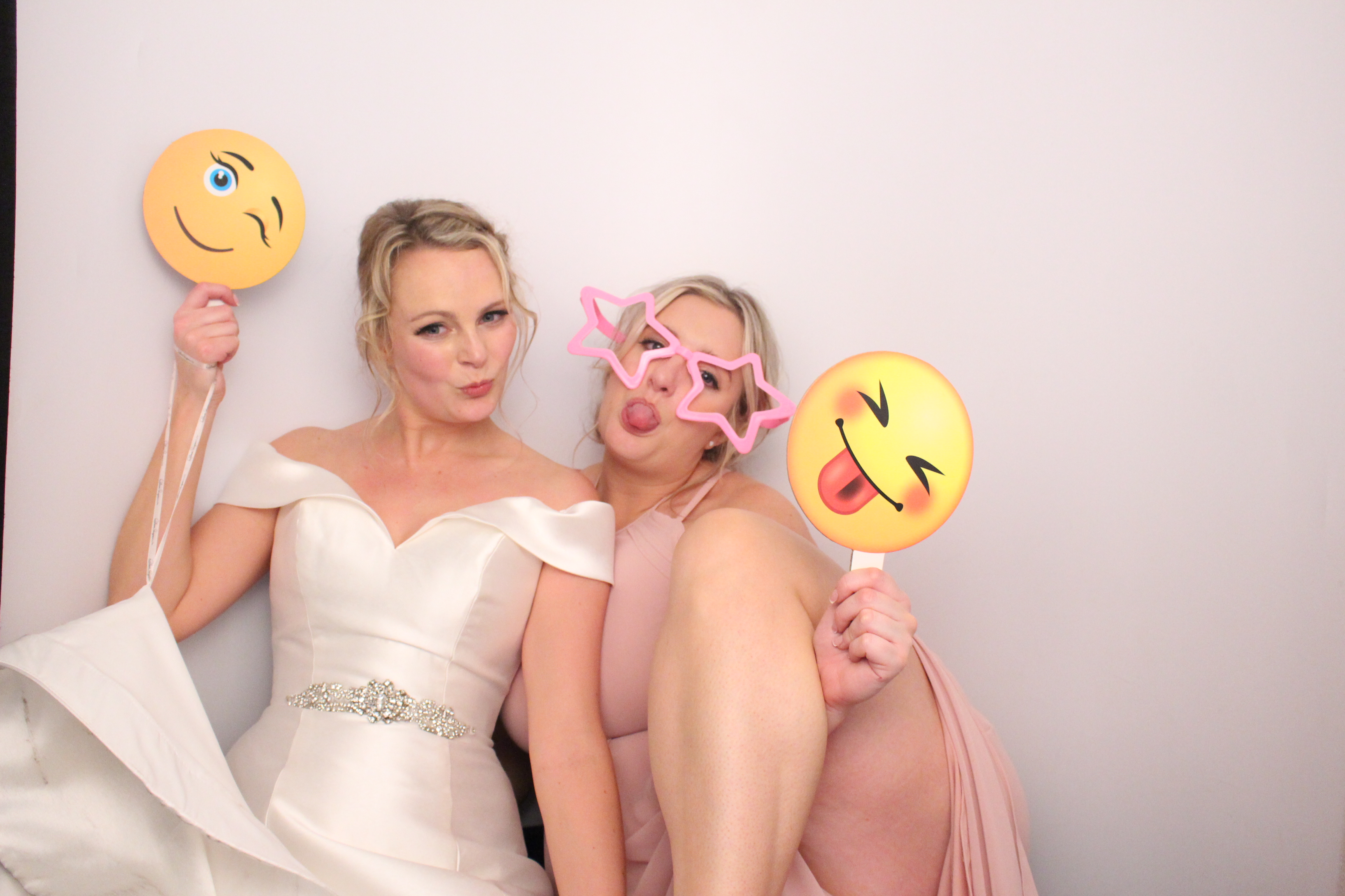 Sophie & Stephen's Wedding | View more photos from the event at gallery.myphotoboothexperience.co.uk/u/MyPhotoBoothExperienceLtd/Sophie-Stephens-Wedding