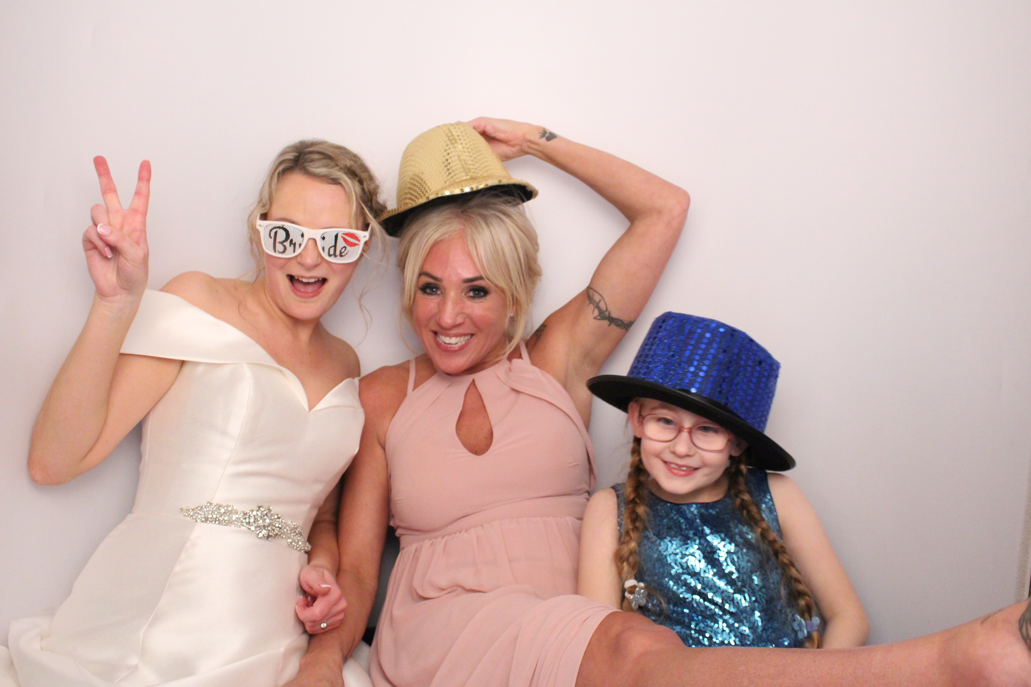 Sophie & Stephen's Wedding | View more photos from the event at gallery.myphotoboothexperience.co.uk/u/MyPhotoBoothExperienceLtd/Sophie-Stephens-Wedding