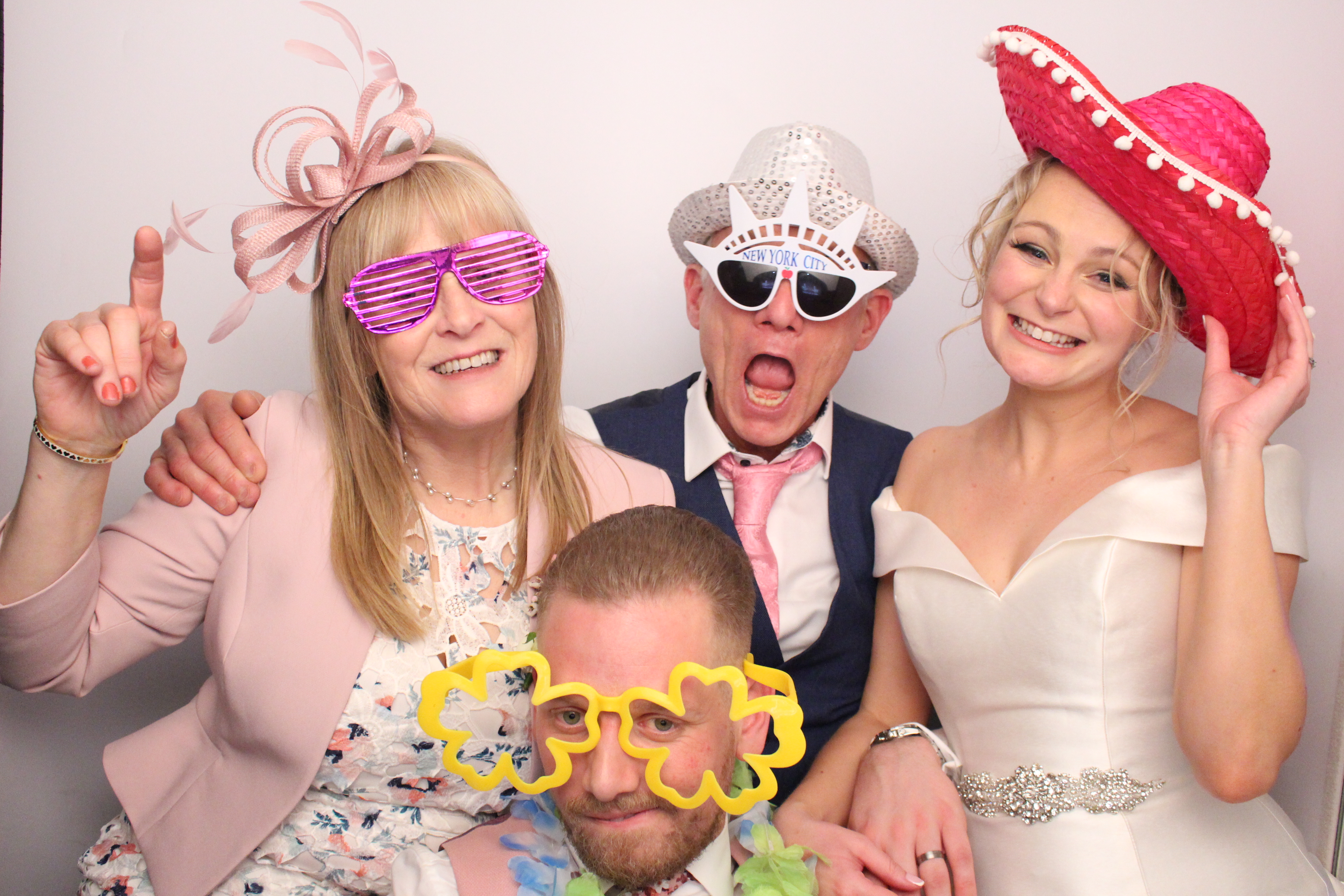 Sophie & Stephen's Wedding | View more photos from the event at gallery.myphotoboothexperience.co.uk/u/MyPhotoBoothExperienceLtd/Sophie-Stephens-Wedding