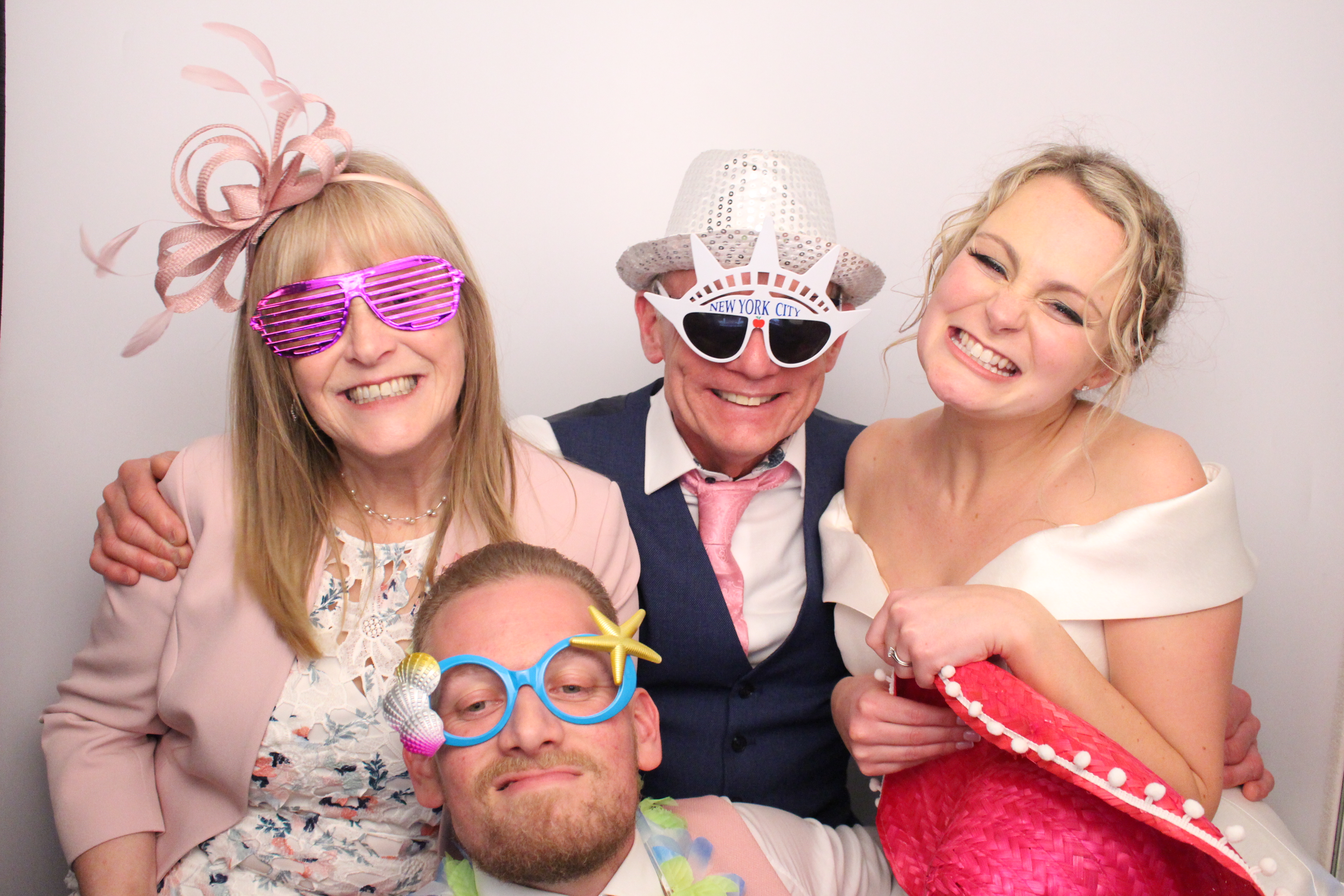Sophie & Stephen's Wedding | View more photos from the event at gallery.myphotoboothexperience.co.uk/u/MyPhotoBoothExperienceLtd/Sophie-Stephens-Wedding