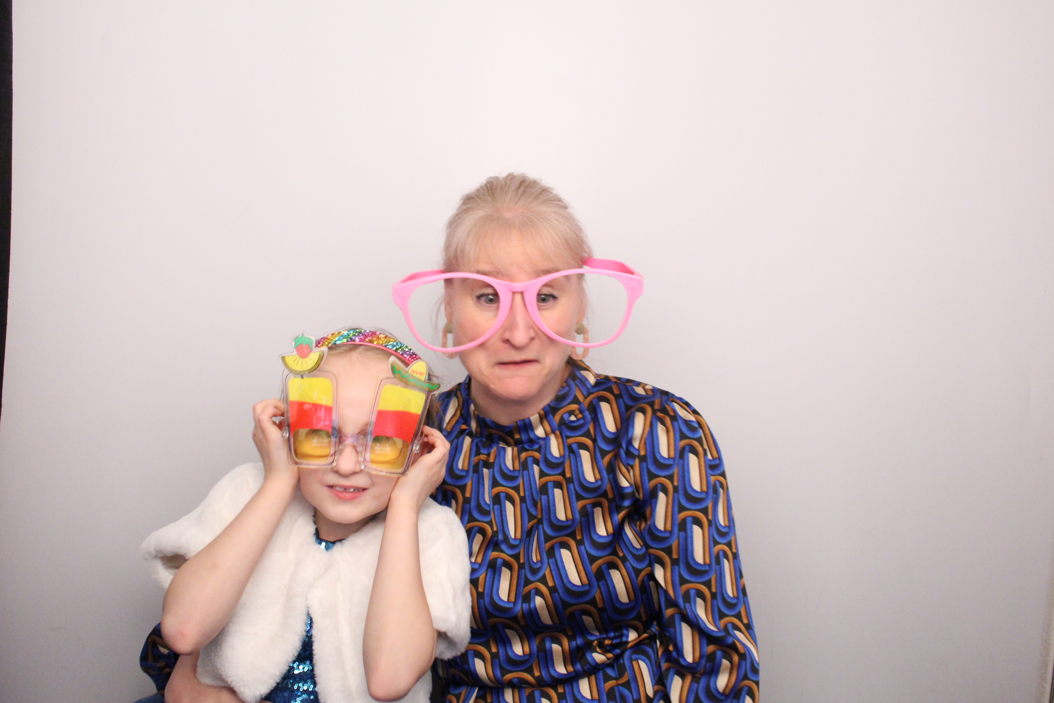Sophie & Stephen's Wedding | View more photos from the event at gallery.myphotoboothexperience.co.uk/u/MyPhotoBoothExperienceLtd/Sophie-Stephens-Wedding