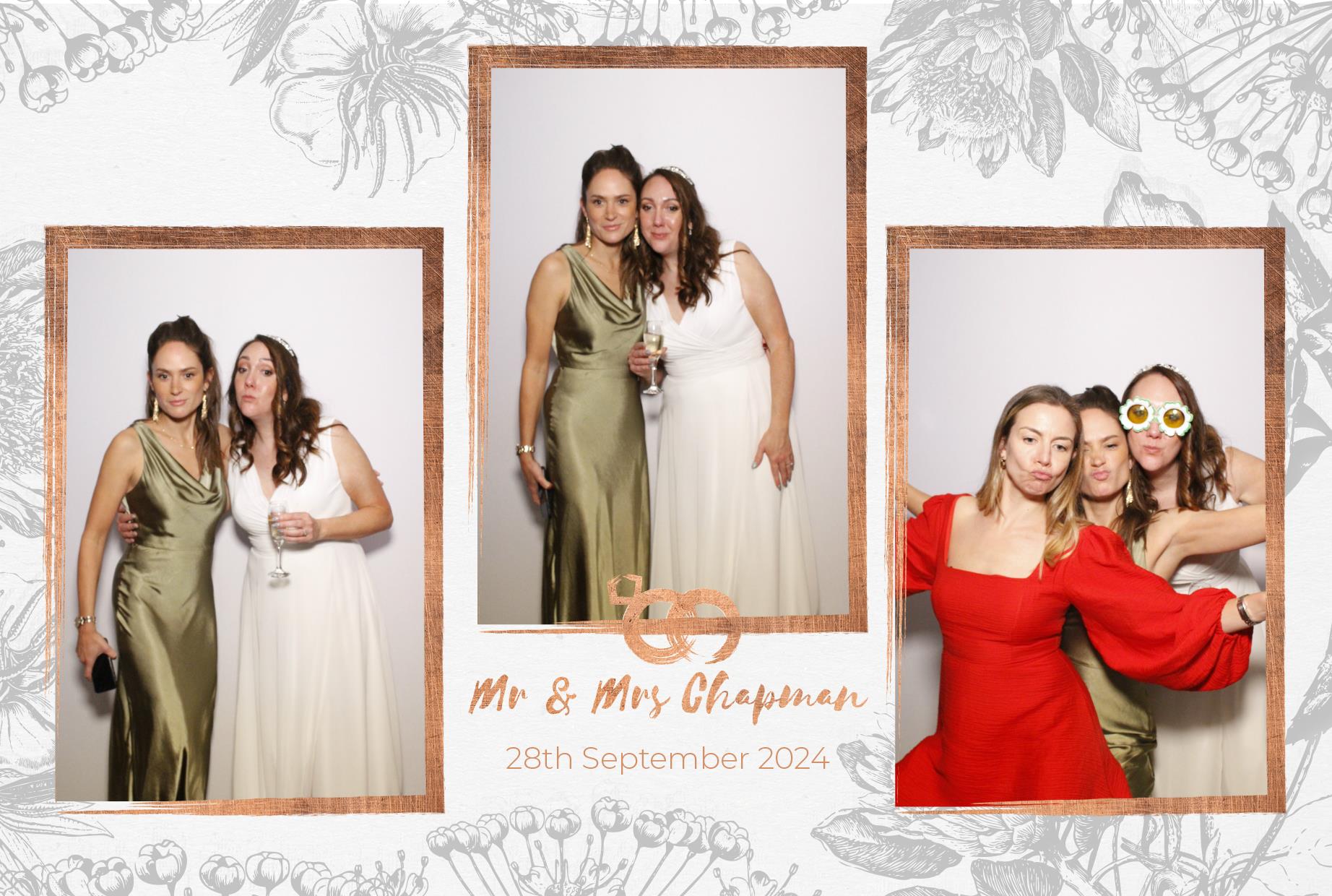 Mr and Mrs Chapman  | View more photos from the event at gallery.myphotoboothexperience.co.uk/u/MyPhotoBoothExperienceLtd/Mr-and-Mrs-Chapman