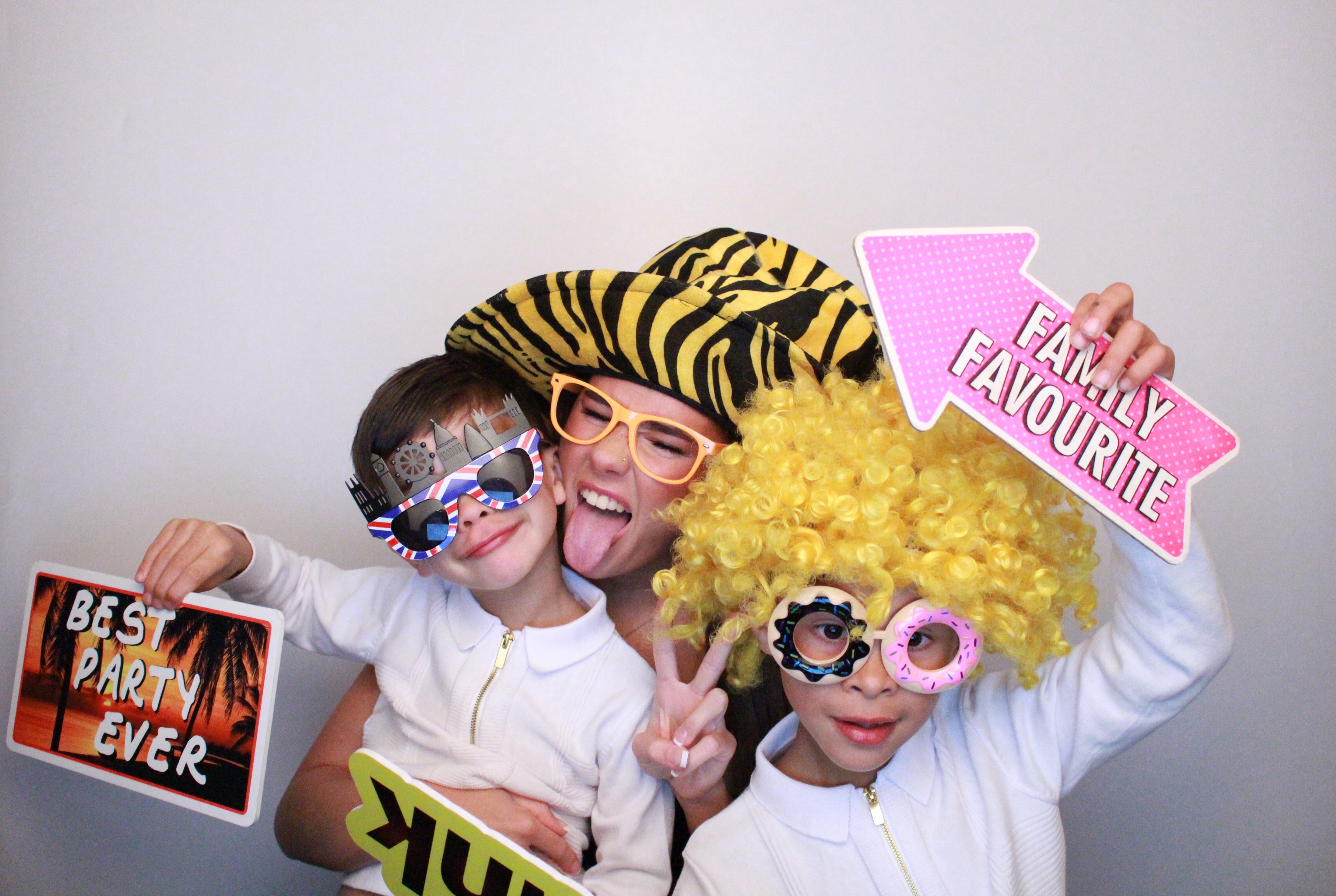 Paul & Carol | View more photos from the event at gallery.myphotoboothexperience.co.uk/u/MyPhotoBoothExperienceLtd/Paul-Carol