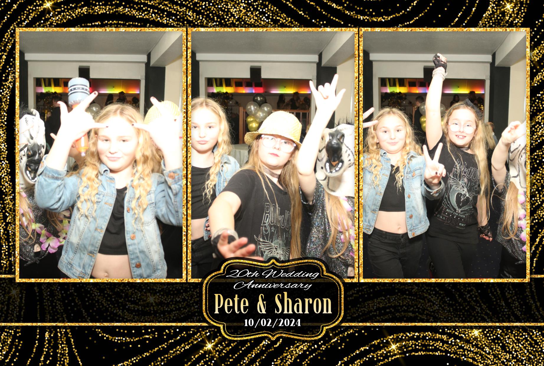 Pete & Sharon's 20th Wedding Anniversary  | View more photos from the event at gallery.myphotoboothexperience.co.uk/u/MyPhotoBoothExperienceLtd/Pete-Sharons-20th-Wedding-Anniversary