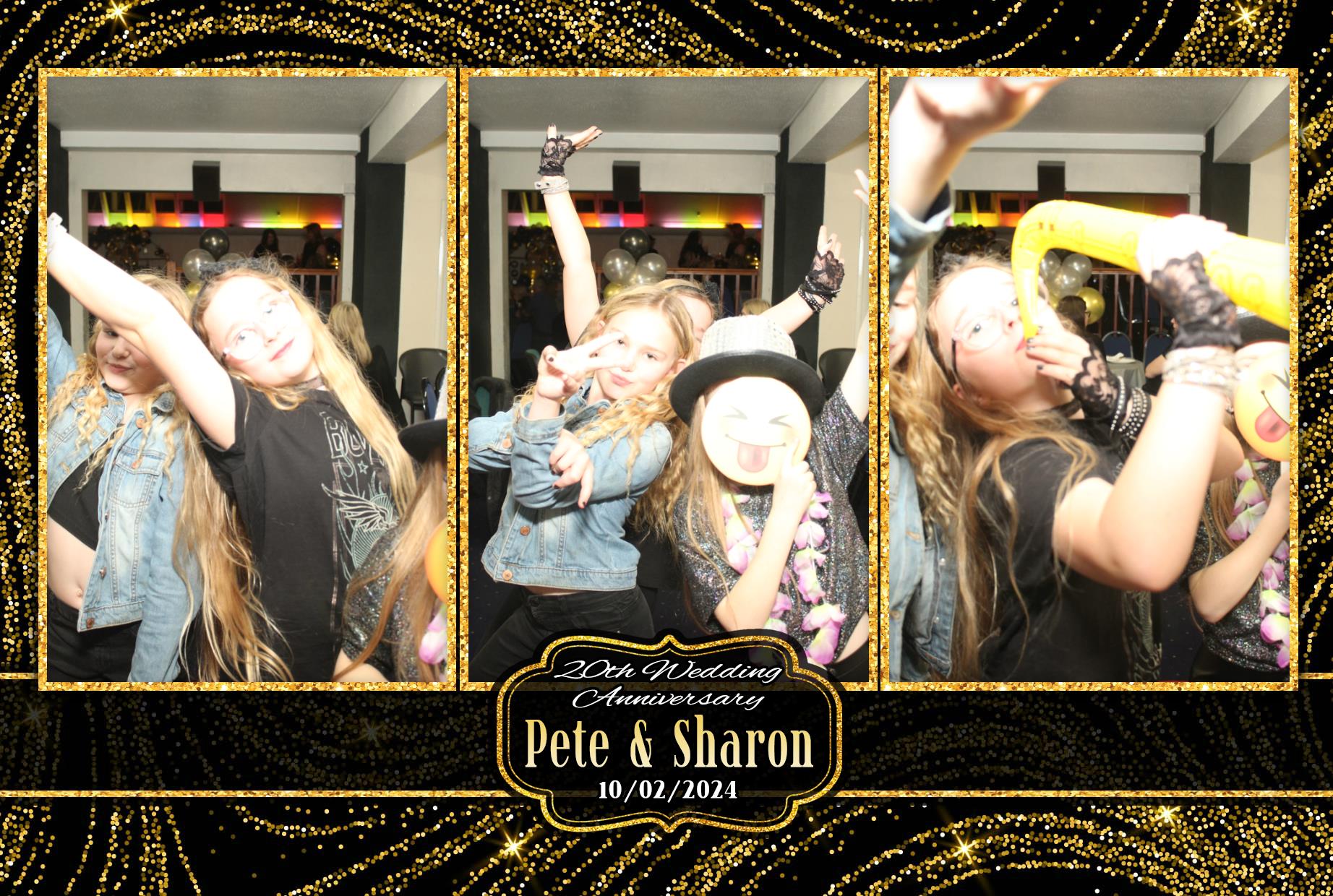 Pete & Sharon's 20th Wedding Anniversary  | View more photos from the event at gallery.myphotoboothexperience.co.uk/u/MyPhotoBoothExperienceLtd/Pete-Sharons-20th-Wedding-Anniversary