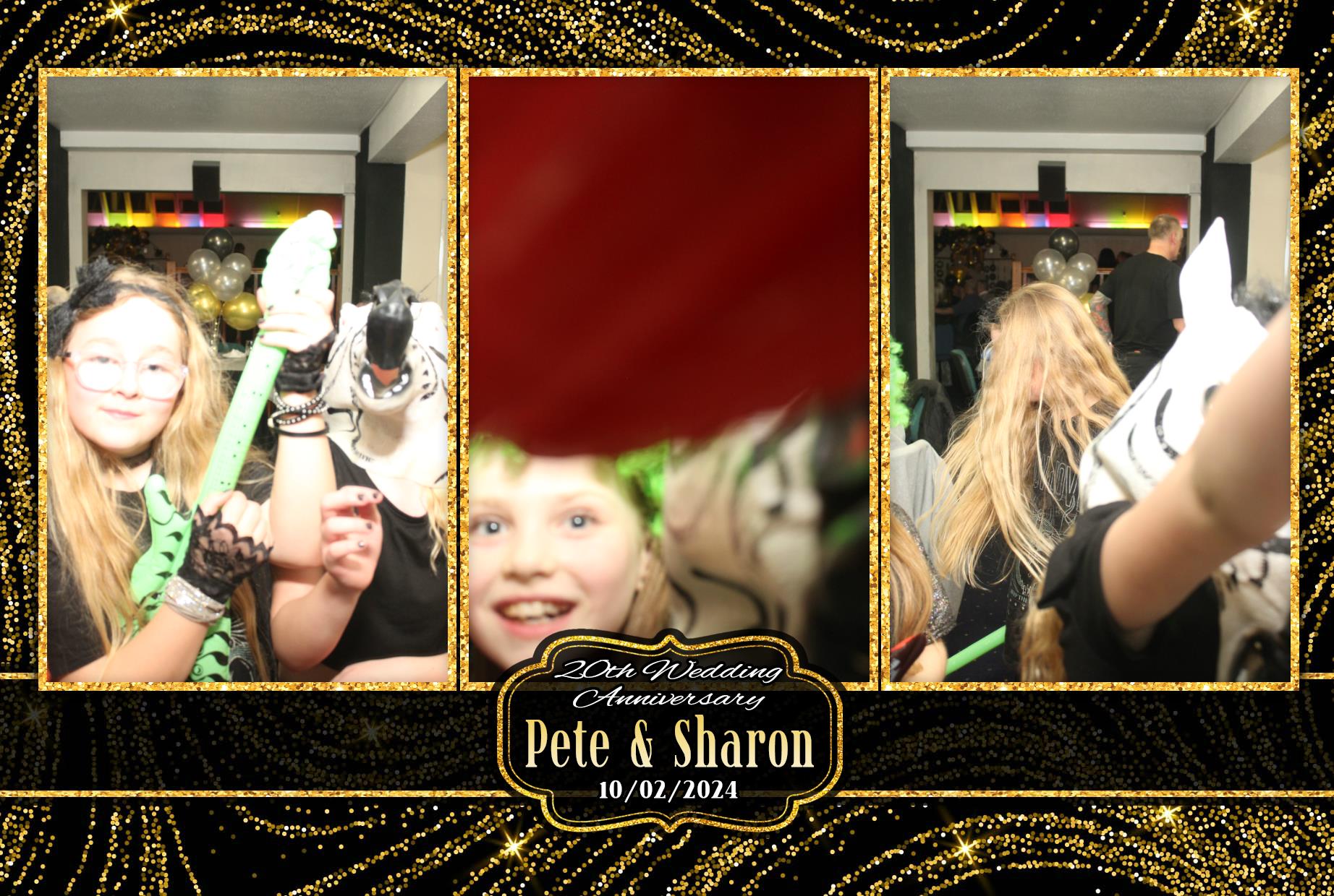 Pete & Sharon's 20th Wedding Anniversary  | View more photos from the event at gallery.myphotoboothexperience.co.uk/u/MyPhotoBoothExperienceLtd/Pete-Sharons-20th-Wedding-Anniversary