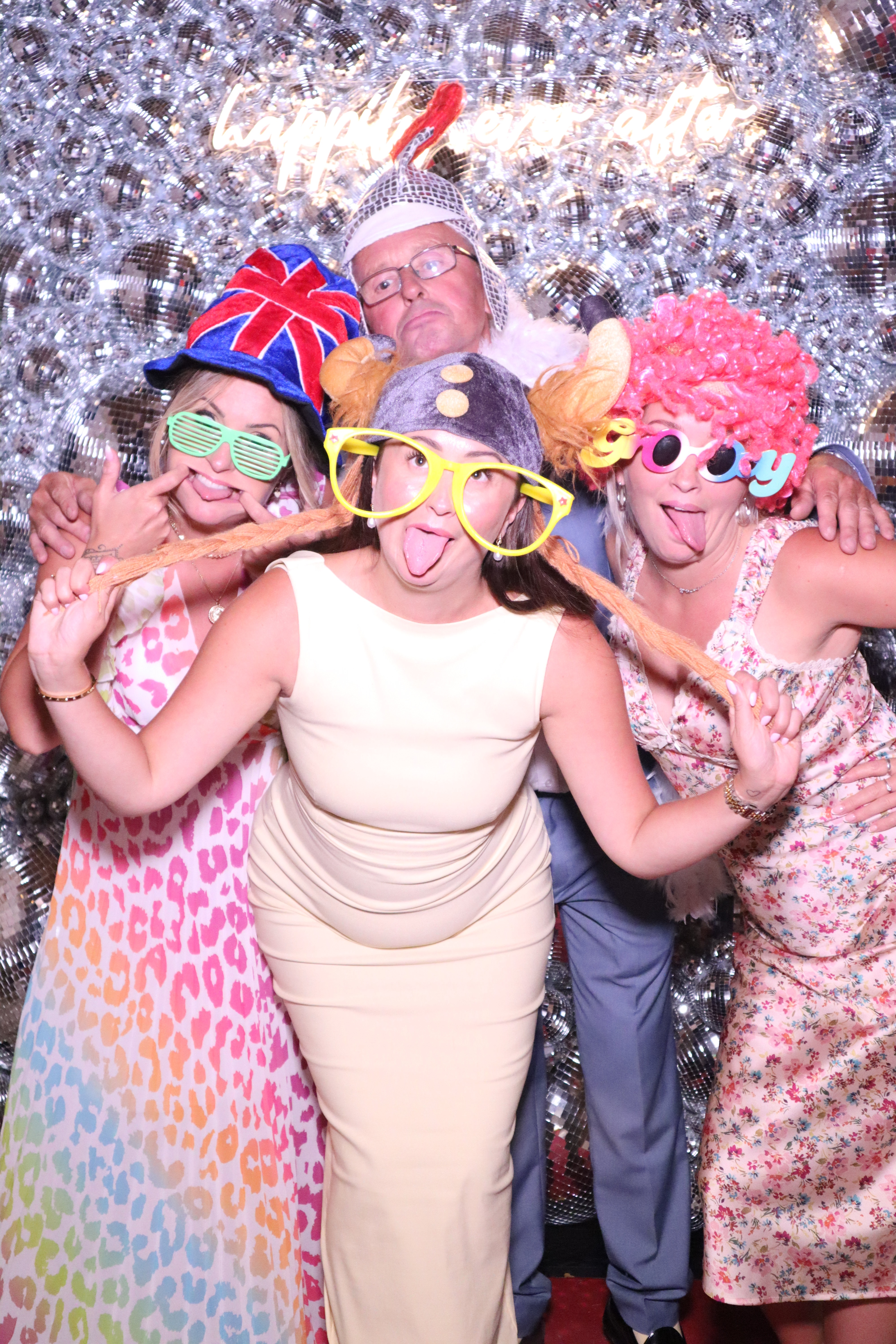 McGuinness Wedding | View more photos from the event at gallery.myphotoboothexperience.co.uk/u/MyPhotoBoothExperienceLtd/McGuinness-Wedding