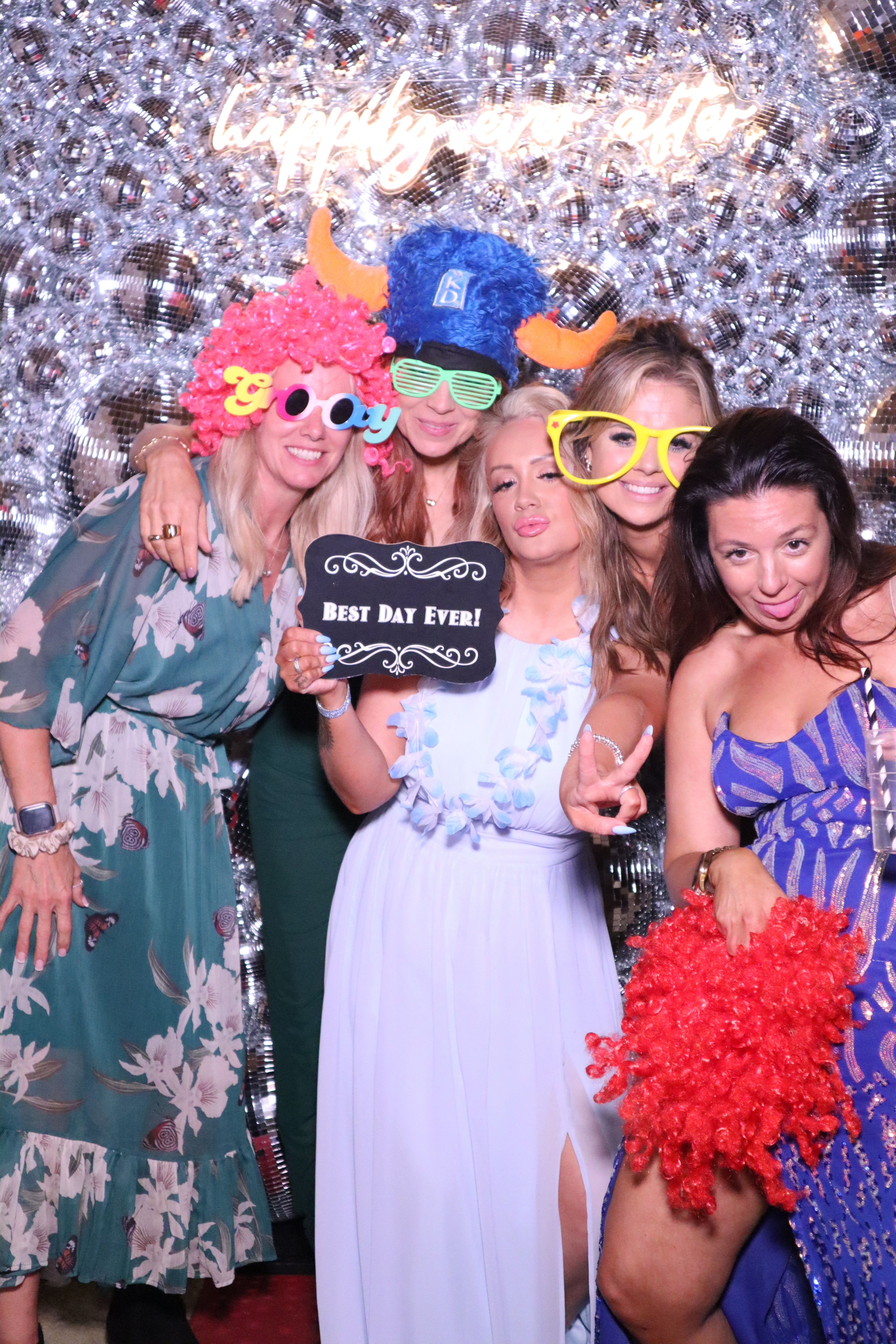 McGuinness Wedding | View more photos from the event at gallery.myphotoboothexperience.co.uk/u/MyPhotoBoothExperienceLtd/McGuinness-Wedding