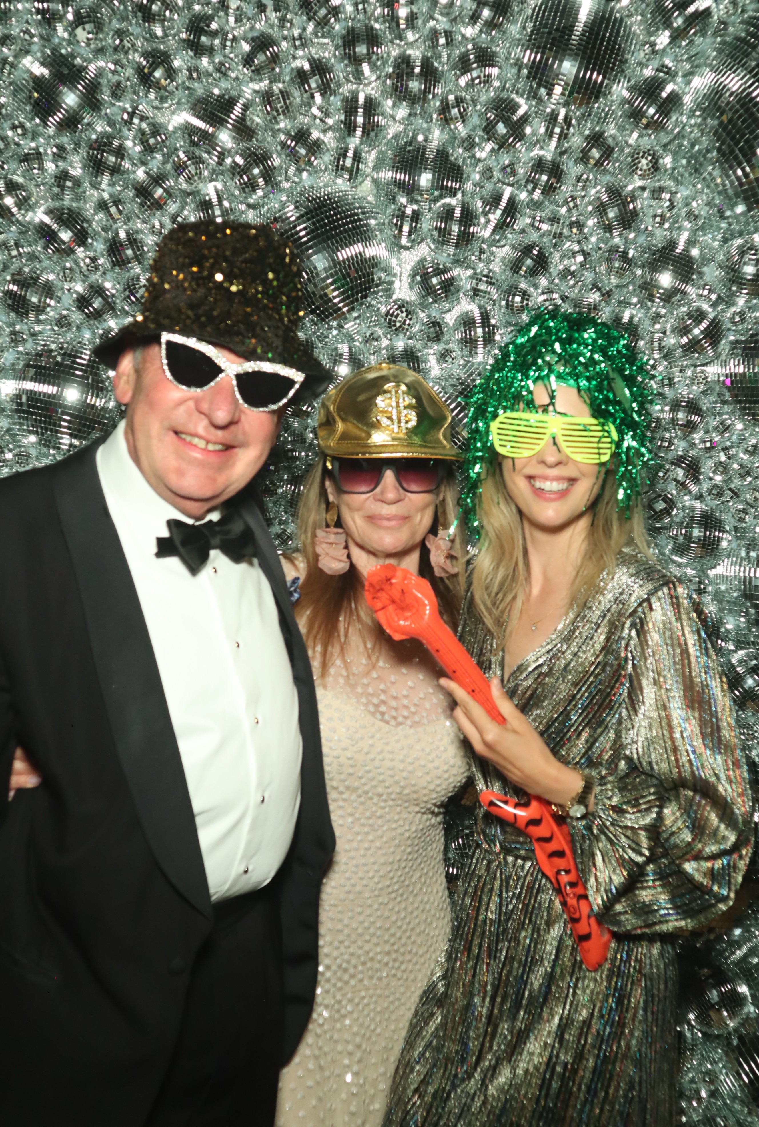Wise Guys | View more photos from the event at gallery.myphotoboothexperience.co.uk/u/MyPhotoBoothExperienceLtd/Wise-Guys
