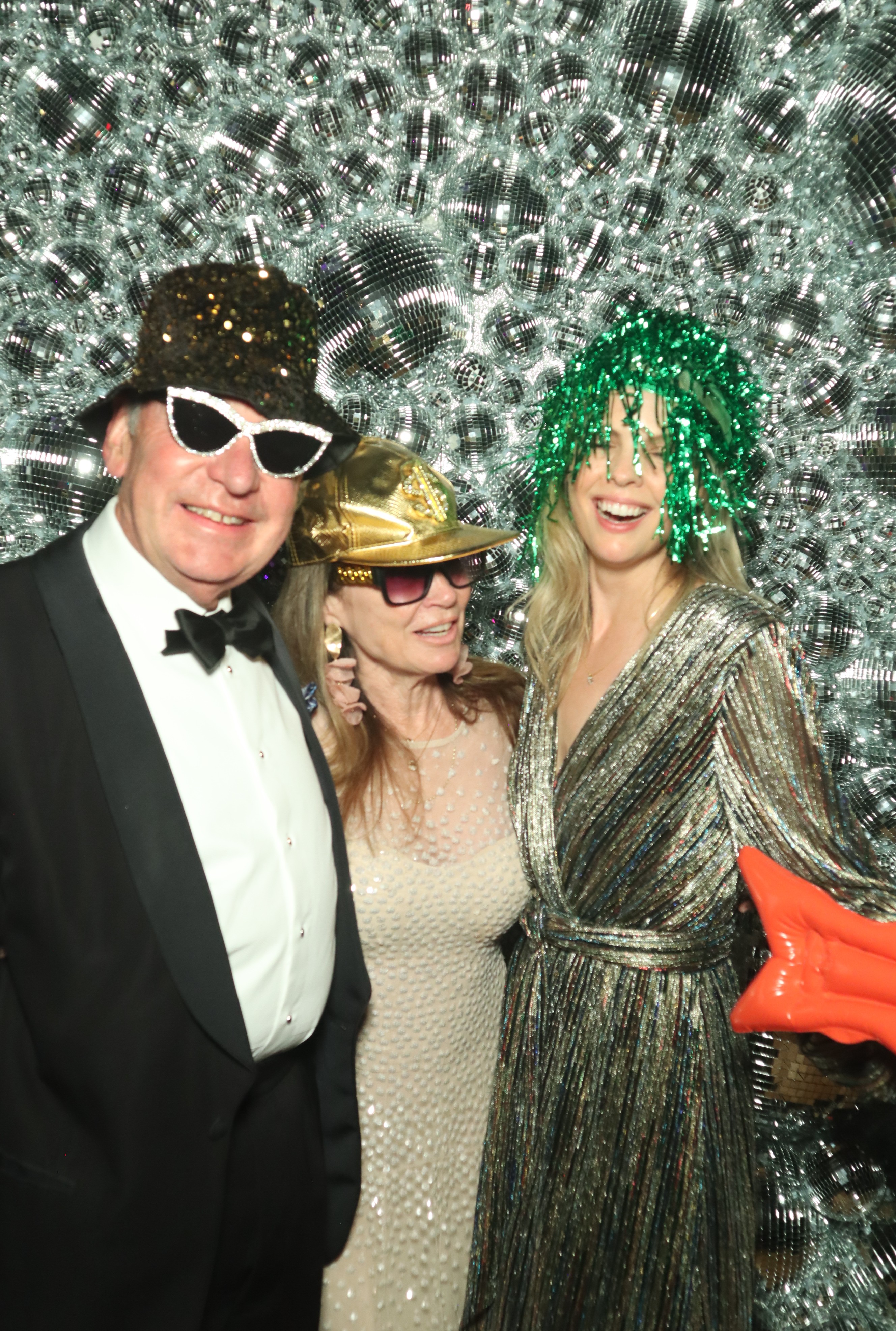 Wise Guys | View more photos from the event at gallery.myphotoboothexperience.co.uk/u/MyPhotoBoothExperienceLtd/Wise-Guys