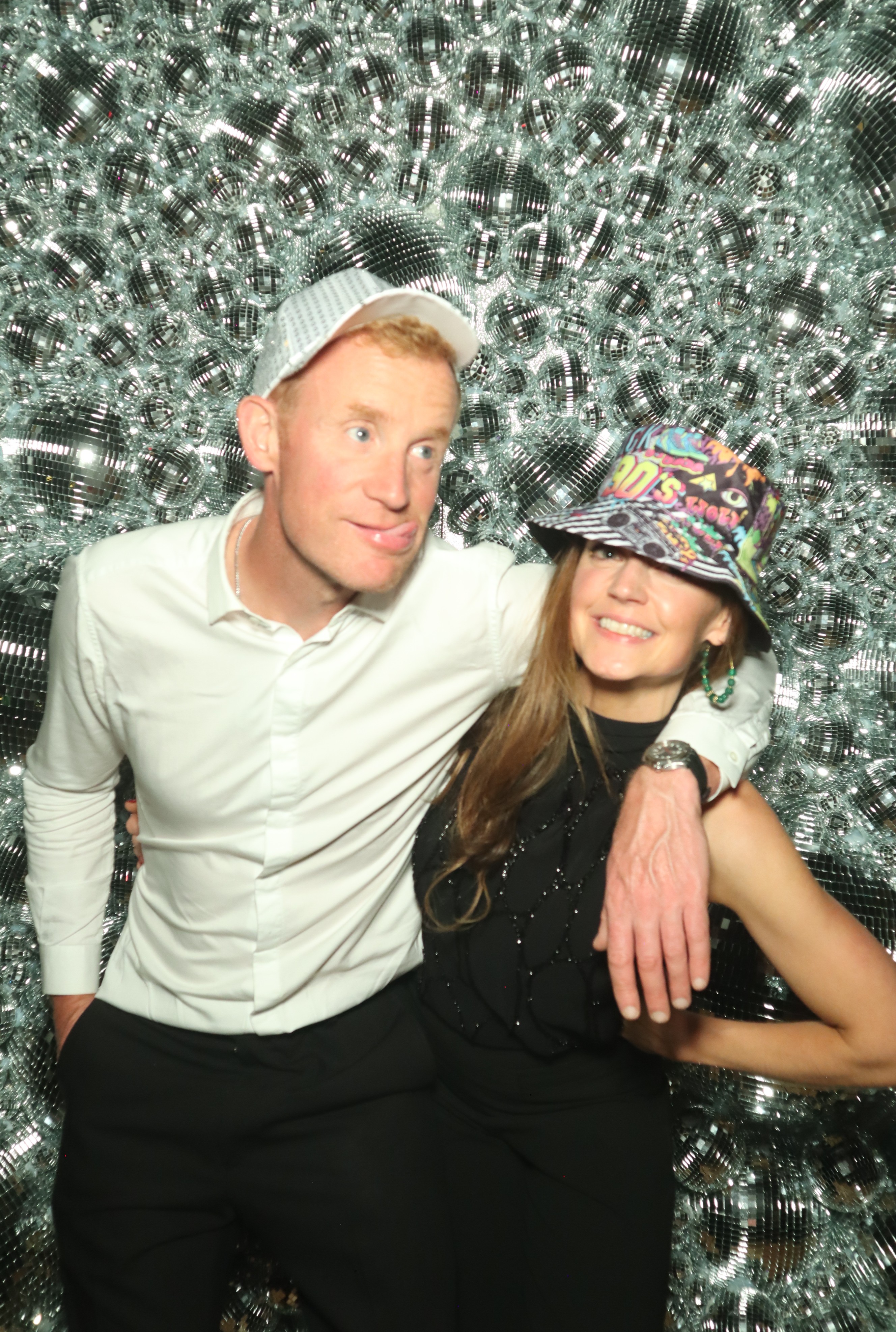 Wise Guys | View more photos from the event at gallery.myphotoboothexperience.co.uk/u/MyPhotoBoothExperienceLtd/Wise-Guys