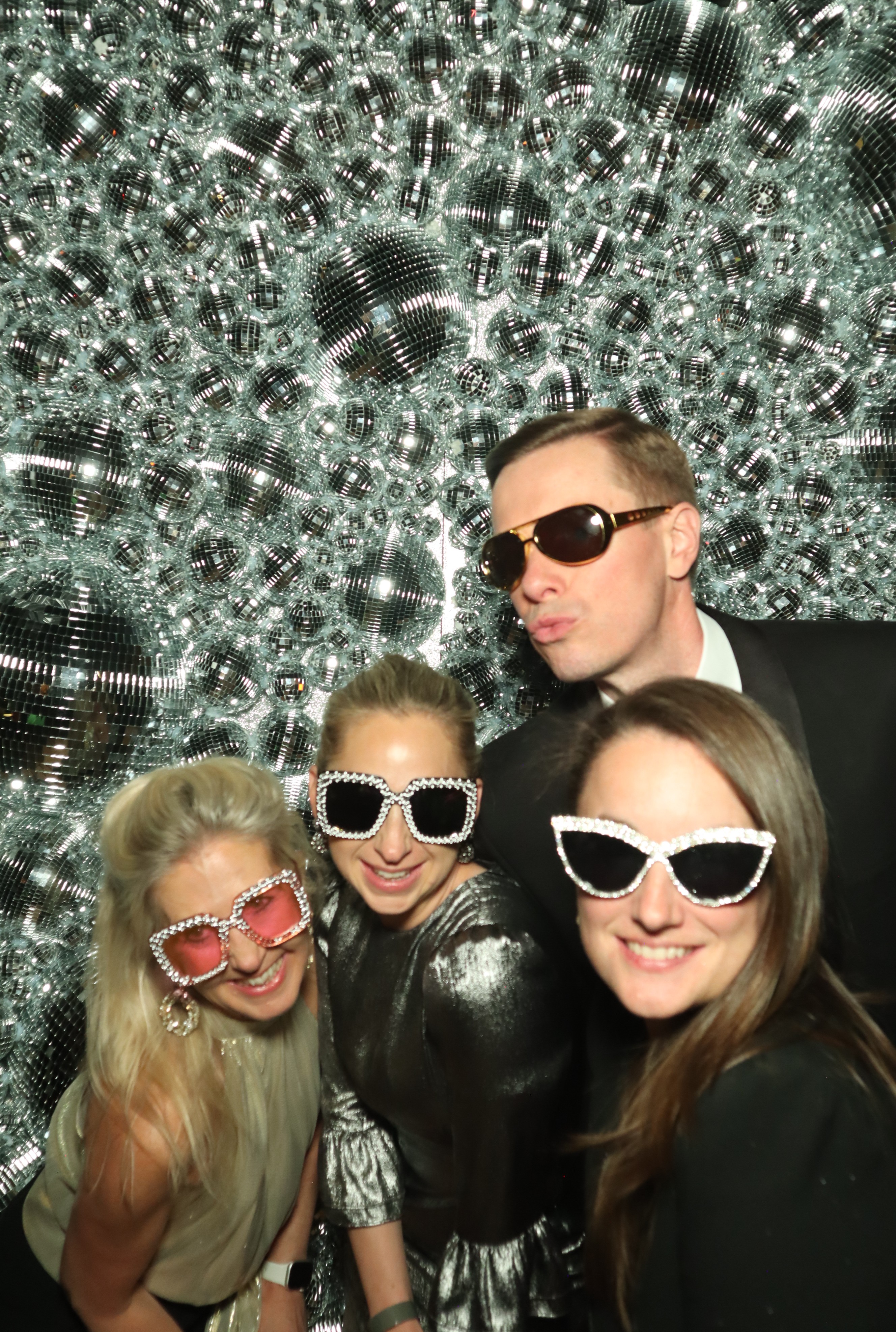 Wise Guys | View more photos from the event at gallery.myphotoboothexperience.co.uk/u/MyPhotoBoothExperienceLtd/Wise-Guys