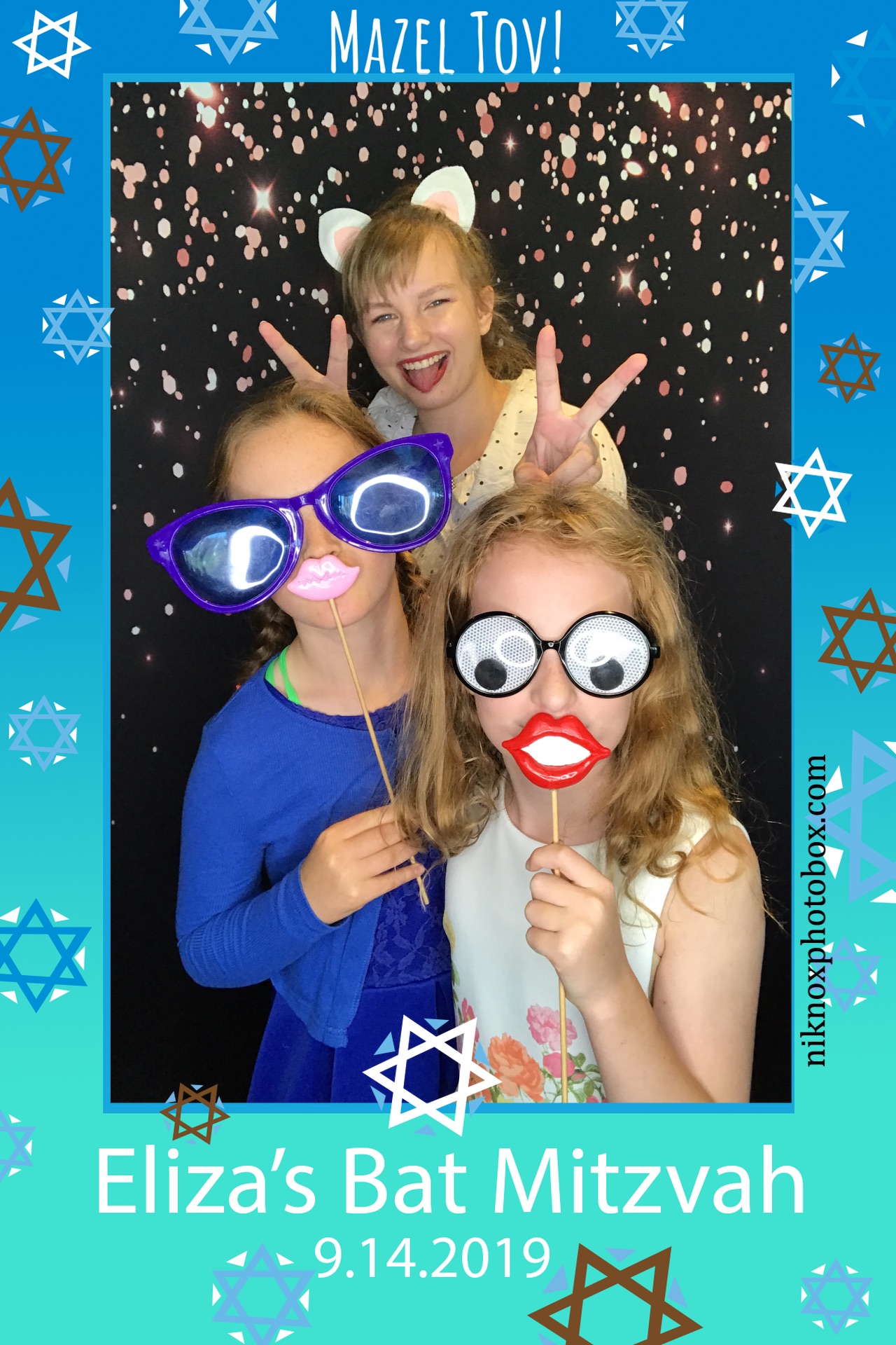Eliza's Bat Mitzvah | View more photos from the event at gallery.niknoxphotobox.com/u/NiKnox-Photo-Box/Elizas-Bat-Mitzvah