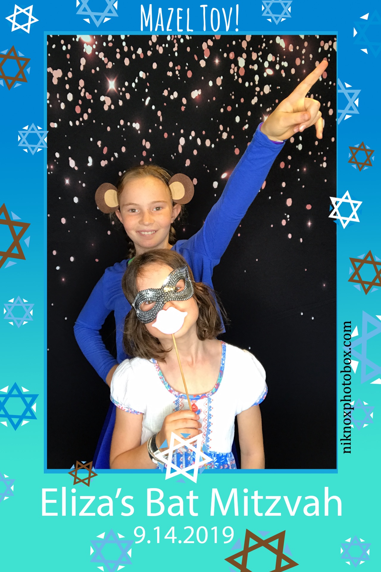 Eliza's Bat Mitzvah | View more photos from the event at gallery.niknoxphotobox.com/u/NiKnox-Photo-Box/Elizas-Bat-Mitzvah