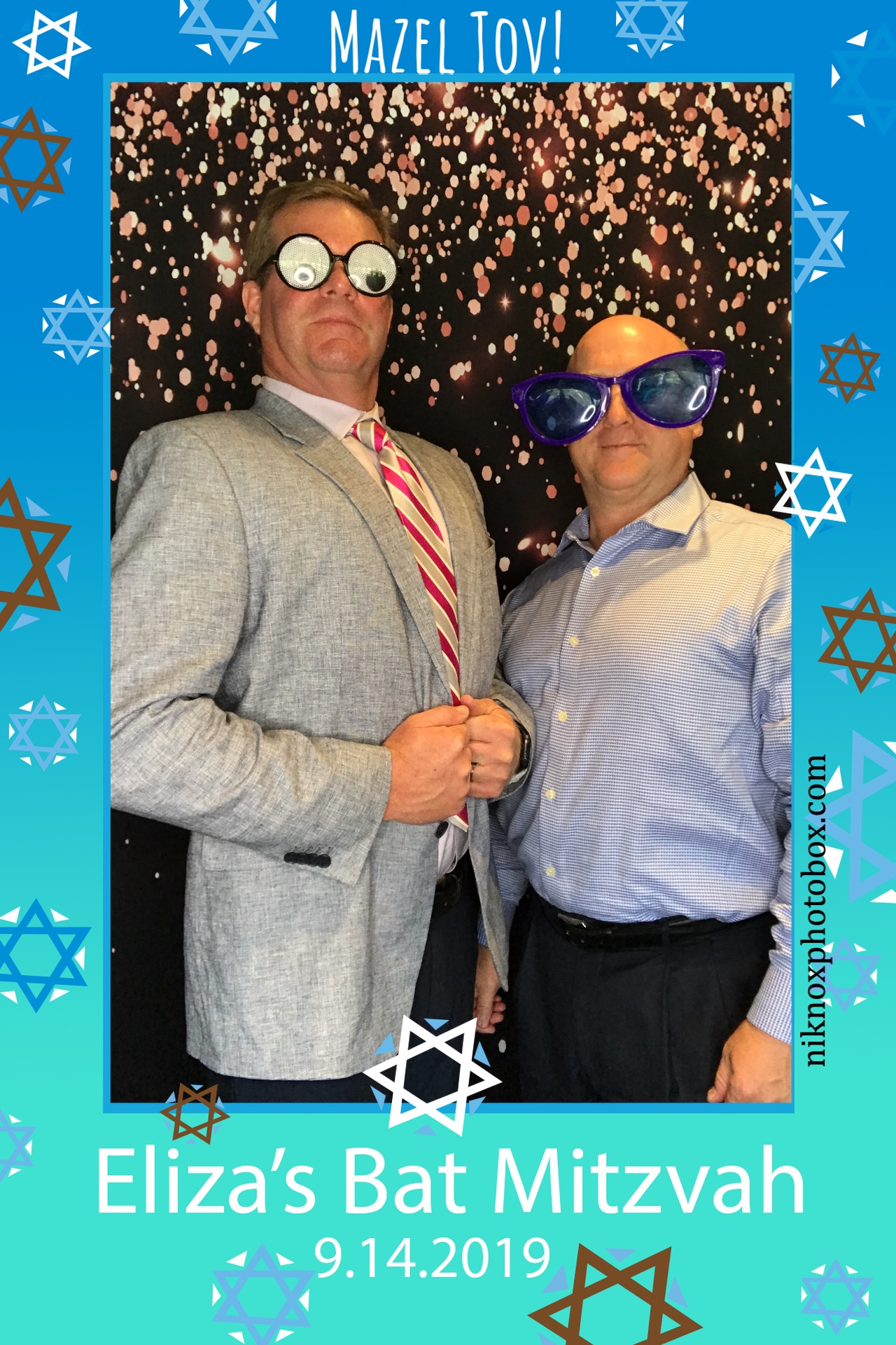 Eliza's Bat Mitzvah | View more photos from the event at gallery.niknoxphotobox.com/u/NiKnox-Photo-Box/Elizas-Bat-Mitzvah