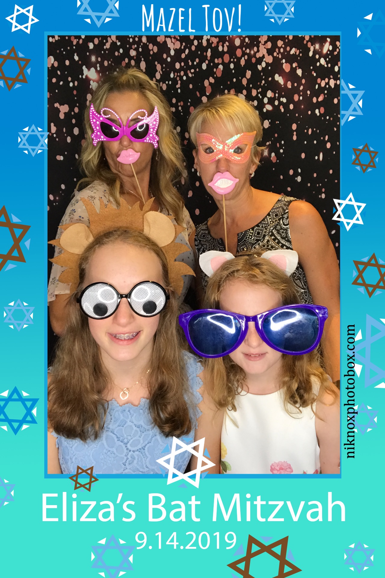 Eliza's Bat Mitzvah | View more photos from the event at gallery.niknoxphotobox.com/u/NiKnox-Photo-Box/Elizas-Bat-Mitzvah