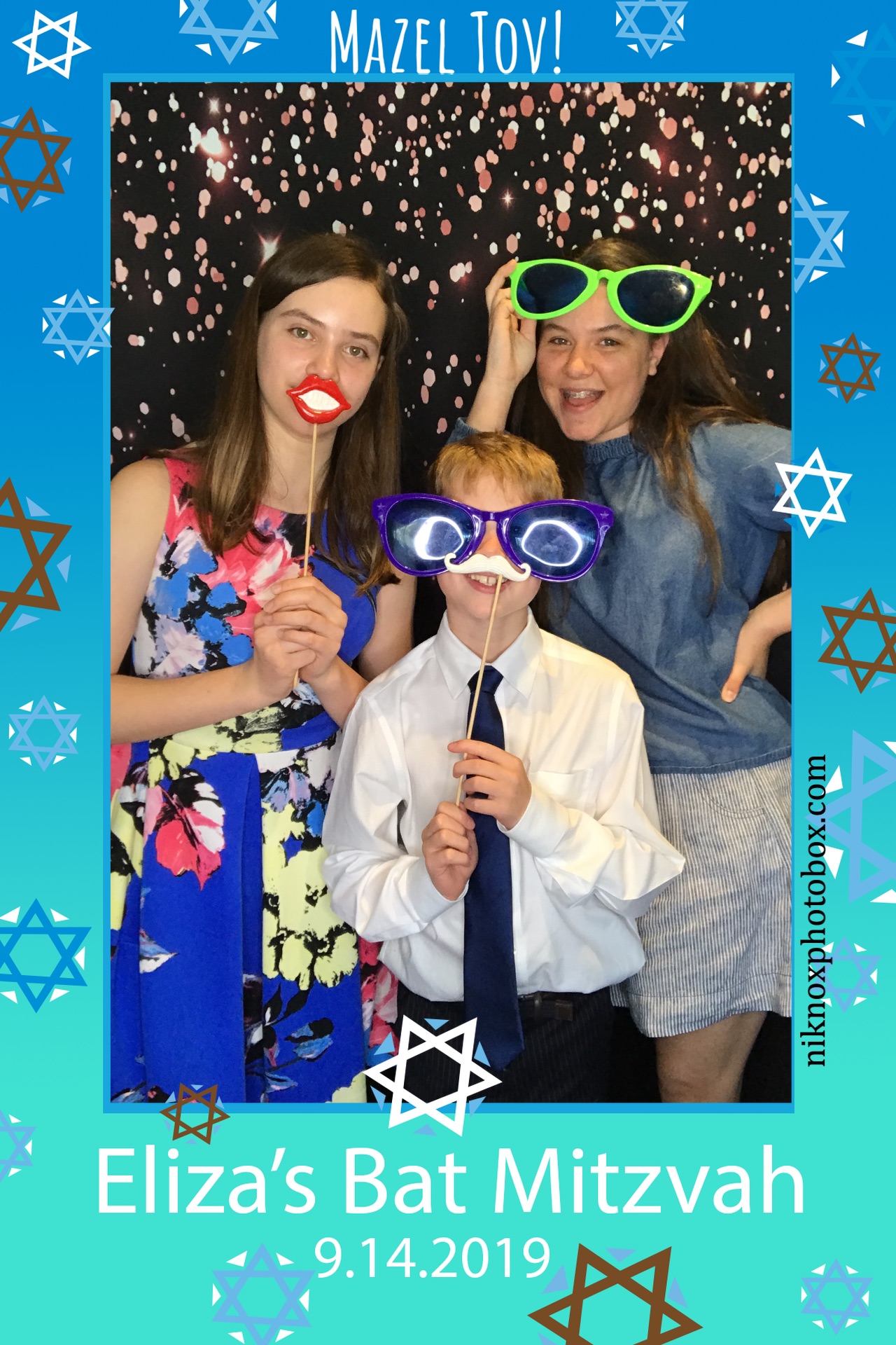 Eliza's Bat Mitzvah | View more photos from the event at gallery.niknoxphotobox.com/u/NiKnox-Photo-Box/Elizas-Bat-Mitzvah