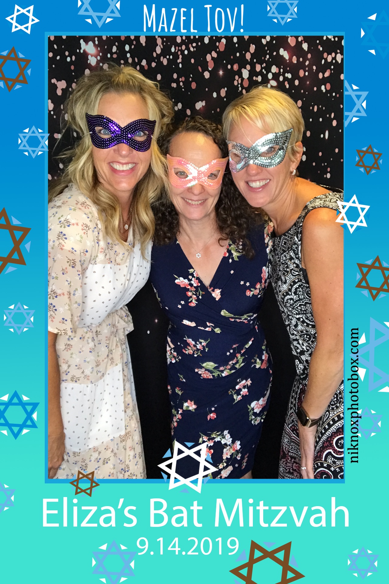 Eliza's Bat Mitzvah | View more photos from the event at gallery.niknoxphotobox.com/u/NiKnox-Photo-Box/Elizas-Bat-Mitzvah