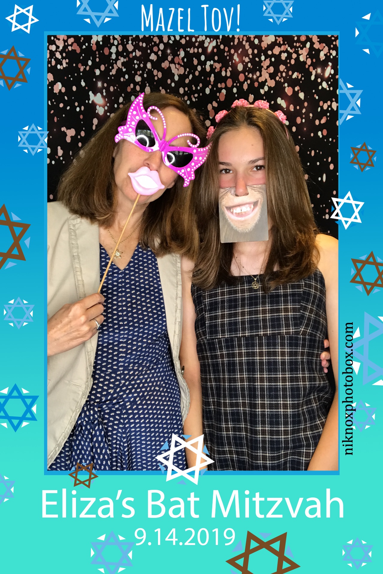 Eliza's Bat Mitzvah | View more photos from the event at gallery.niknoxphotobox.com/u/NiKnox-Photo-Box/Elizas-Bat-Mitzvah